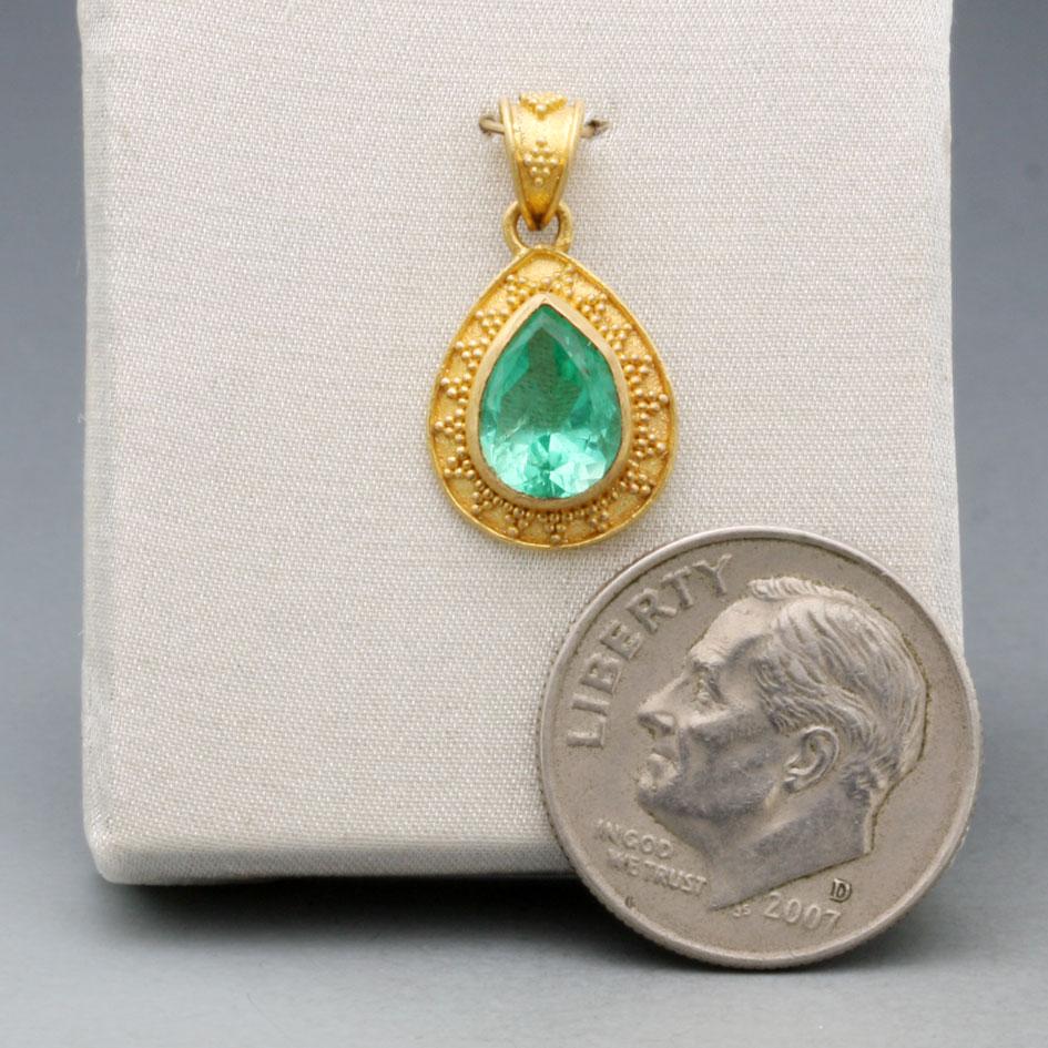 Steven Battelle 1.0 Carats Columbian Emerald Granulated 22K Gold Pendant 2