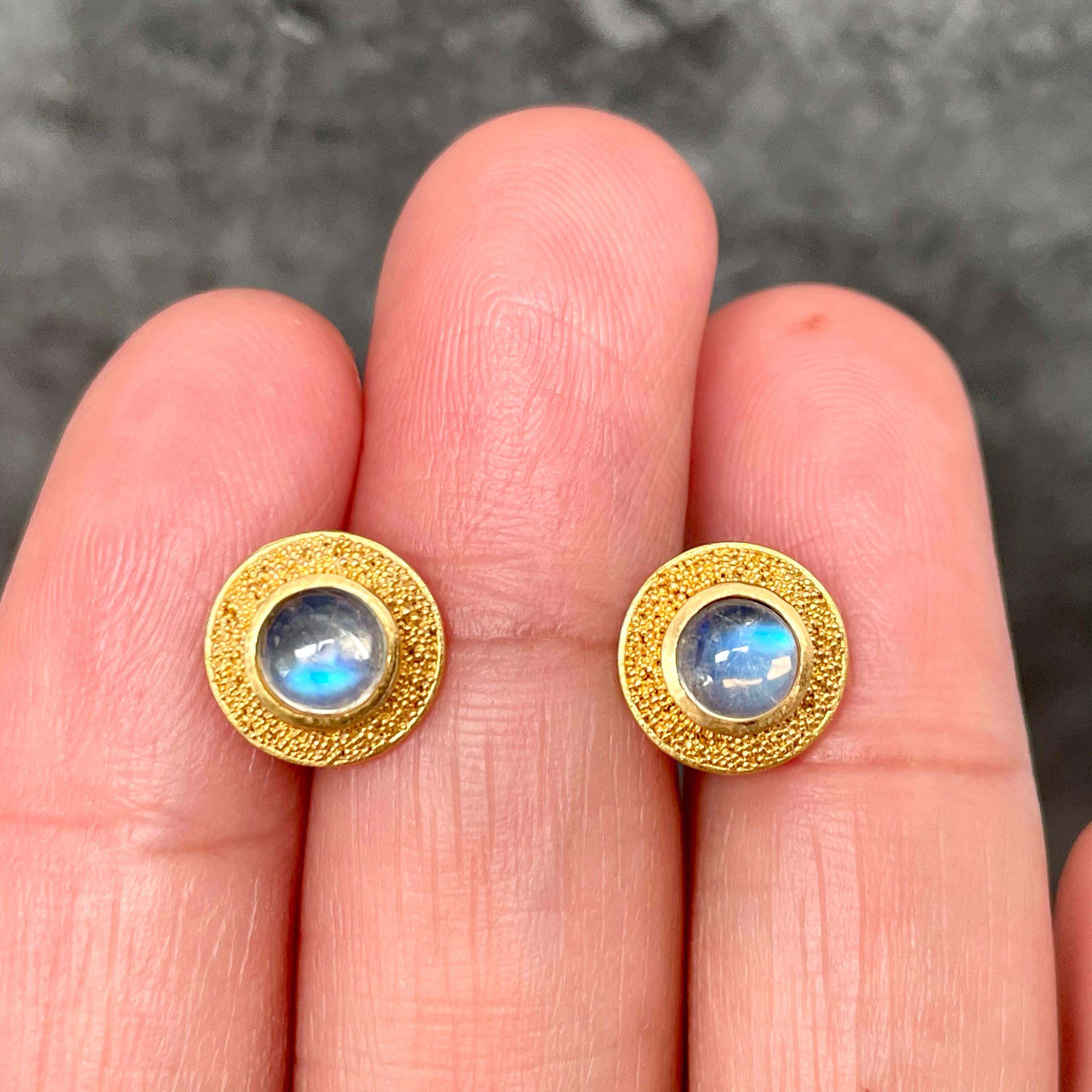 Steven Battelle 1.0 Carats Rainbow Moonstone 22K Gold Post Earrings In New Condition For Sale In Soquel, CA