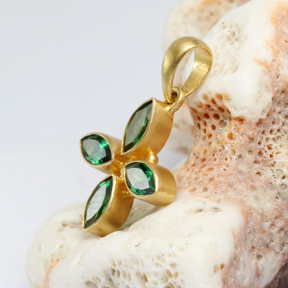 Ciondolo in oro 18 carati con tsavorite di 1,0 carati di Steven Battelle In condizioni Nuovo in vendita a Soquel, CA