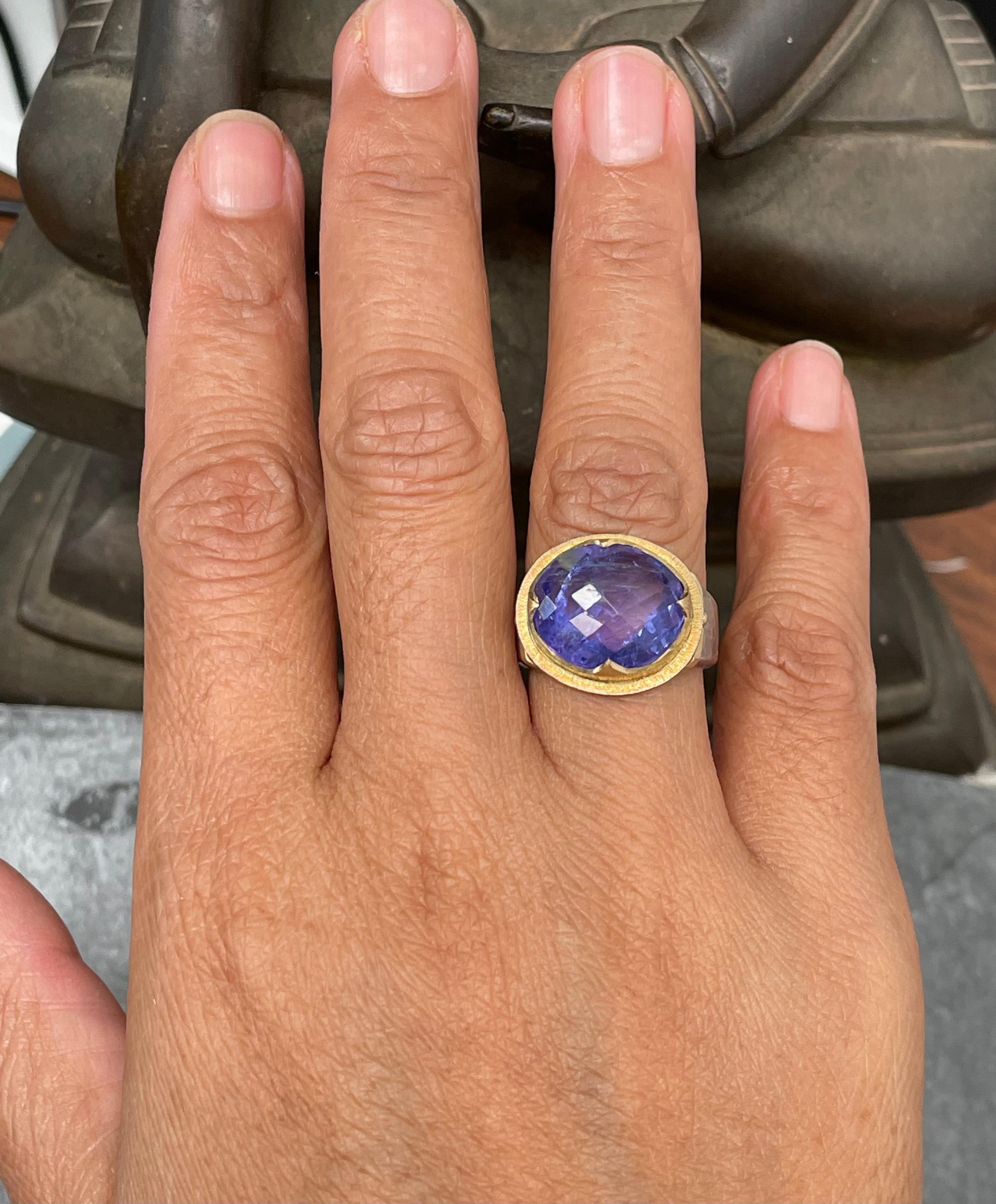 Oval Cut Steven Battelle 10.1 Carats Tanzanite Silver and 18k Gold Ring For Sale