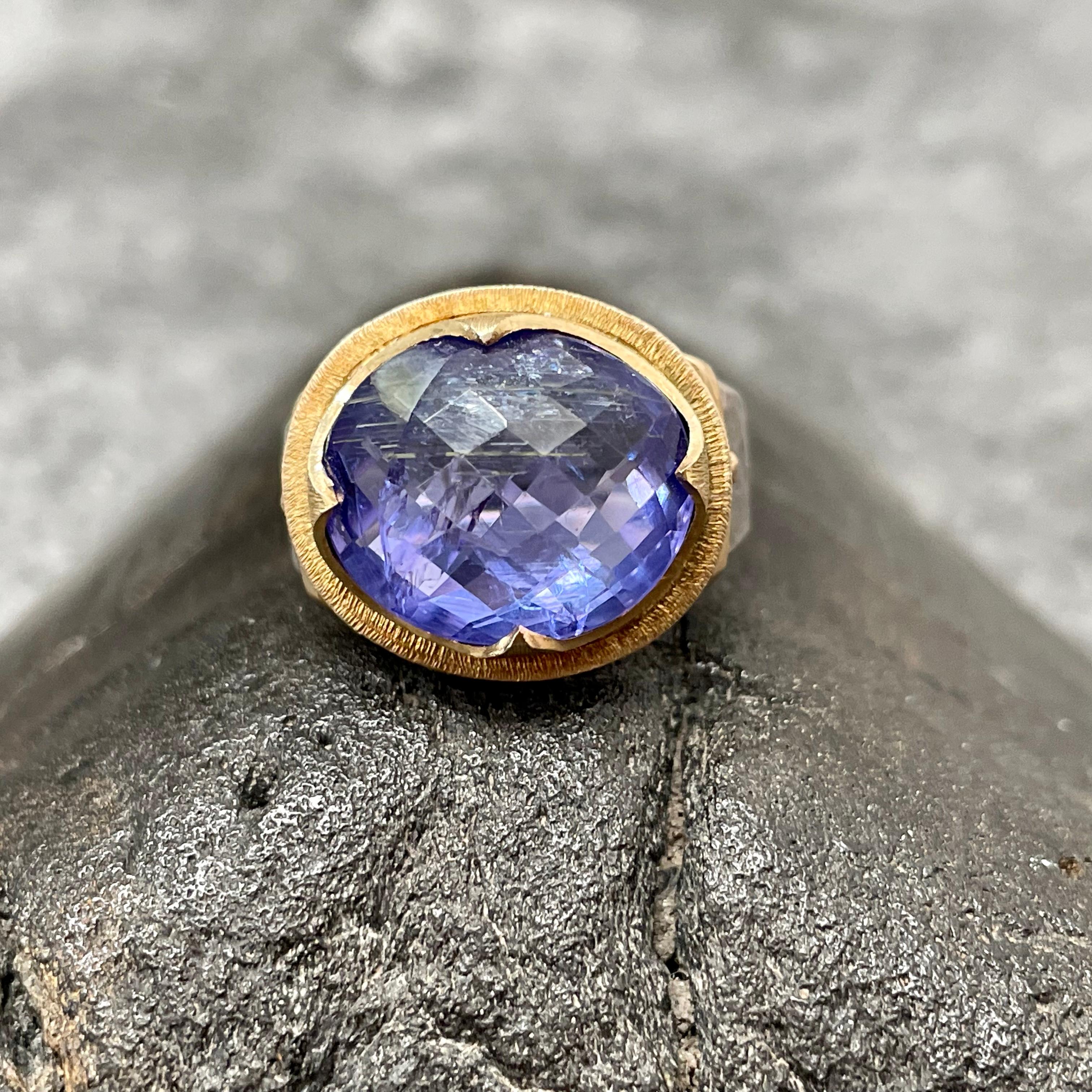 Steven Battelle 10.1 Carats Tanzanite Silver and 18k Gold Ring For Sale 3