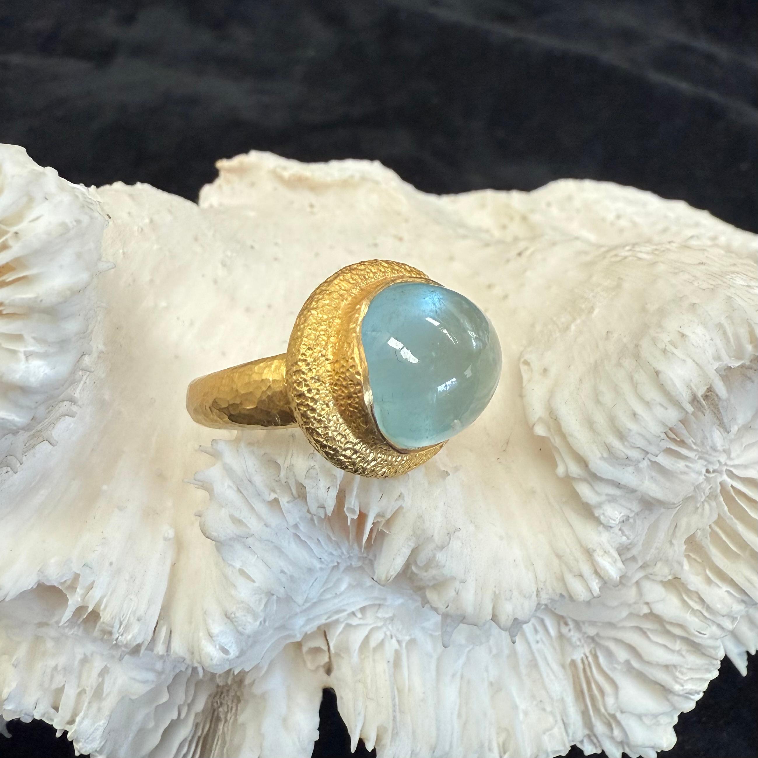 Bague en or 22K Steven Battelle Aigue-marine cabochon 10,4 carats en vente 2