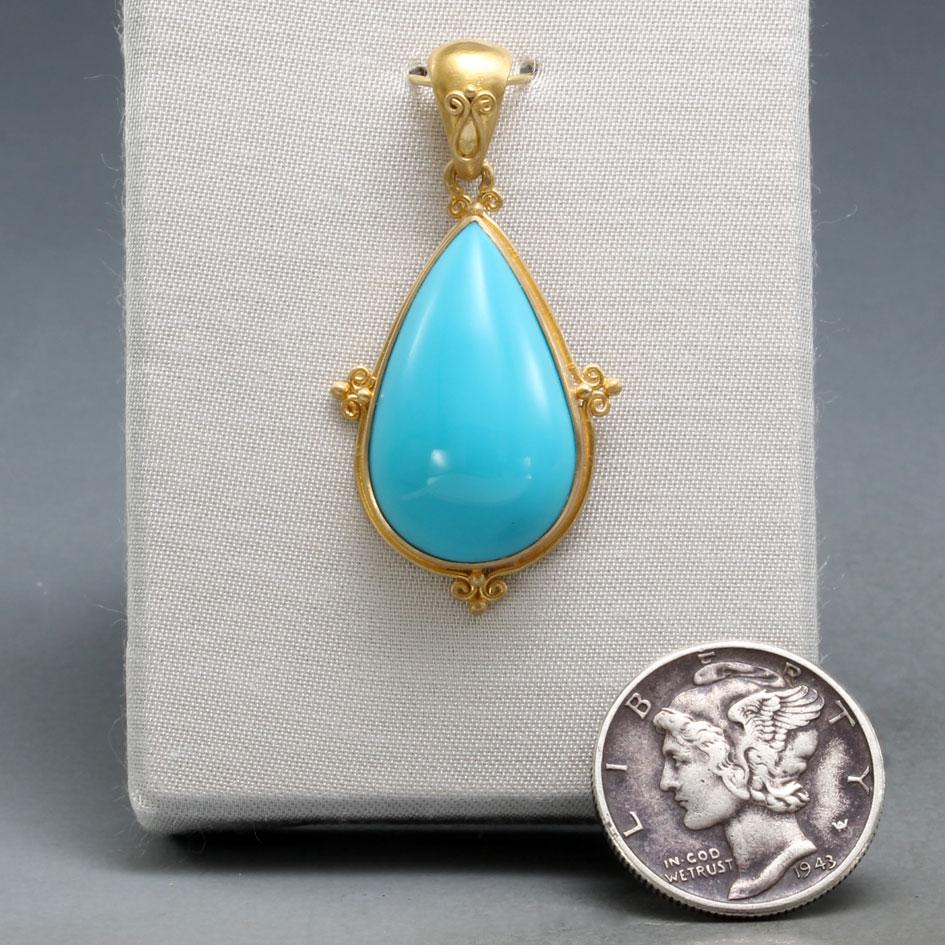 Contemporary Steven Battelle 10.4 Carats Turquoise 18K Gold Pendant
