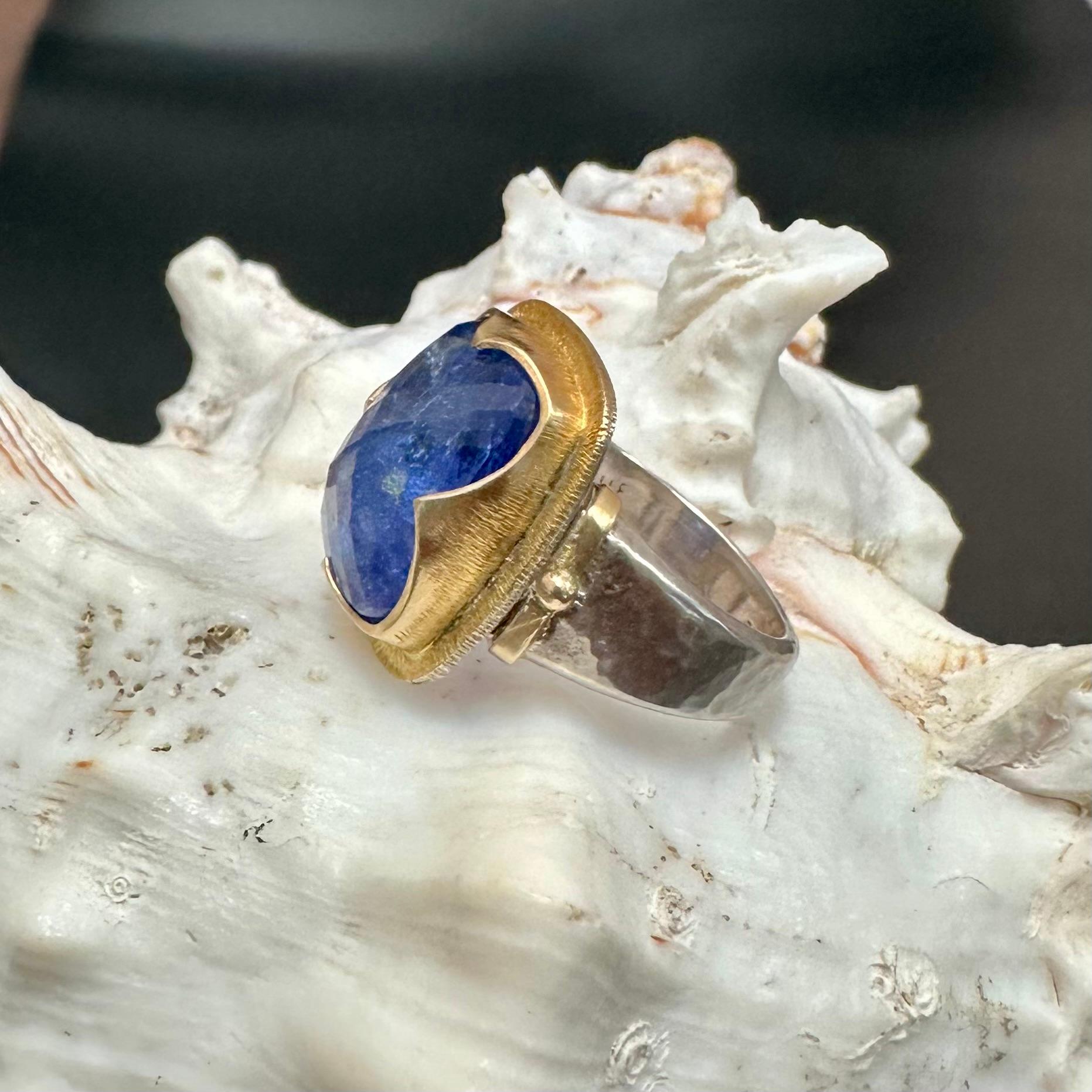 Steven Battelle, bague en or 18 carats avec tanzanite de 10,7 carats en vente 3