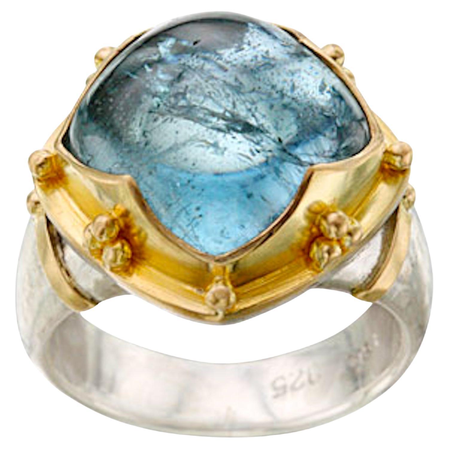 Anello Steven Battelle con acquamarina cabochon da 10,8 carati in oro 18 carati/sterlina