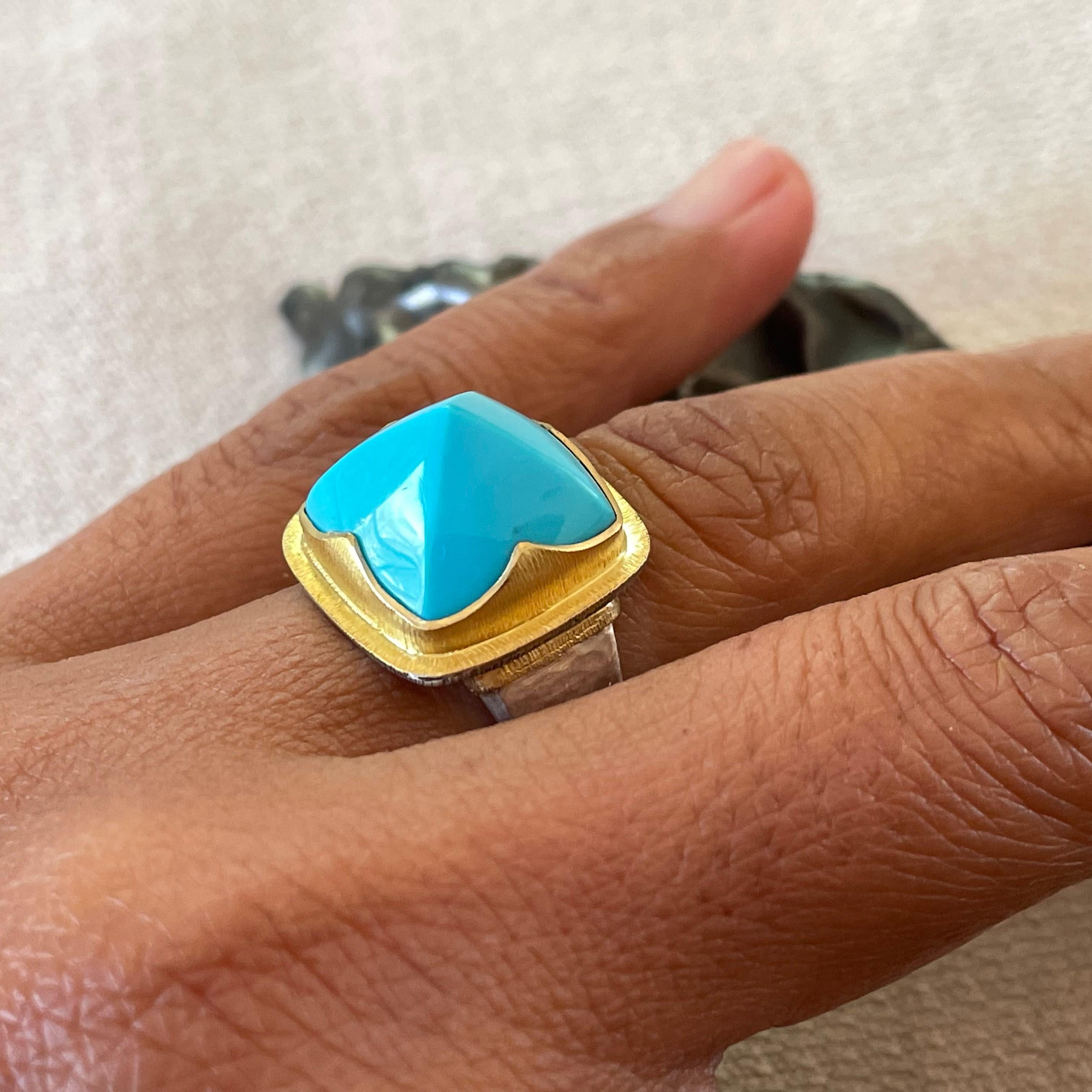 Steven Battelle 10.8 Carats Sleeping Beauty Turquoise 18K Gold Silver Ring In New Condition For Sale In Soquel, CA
