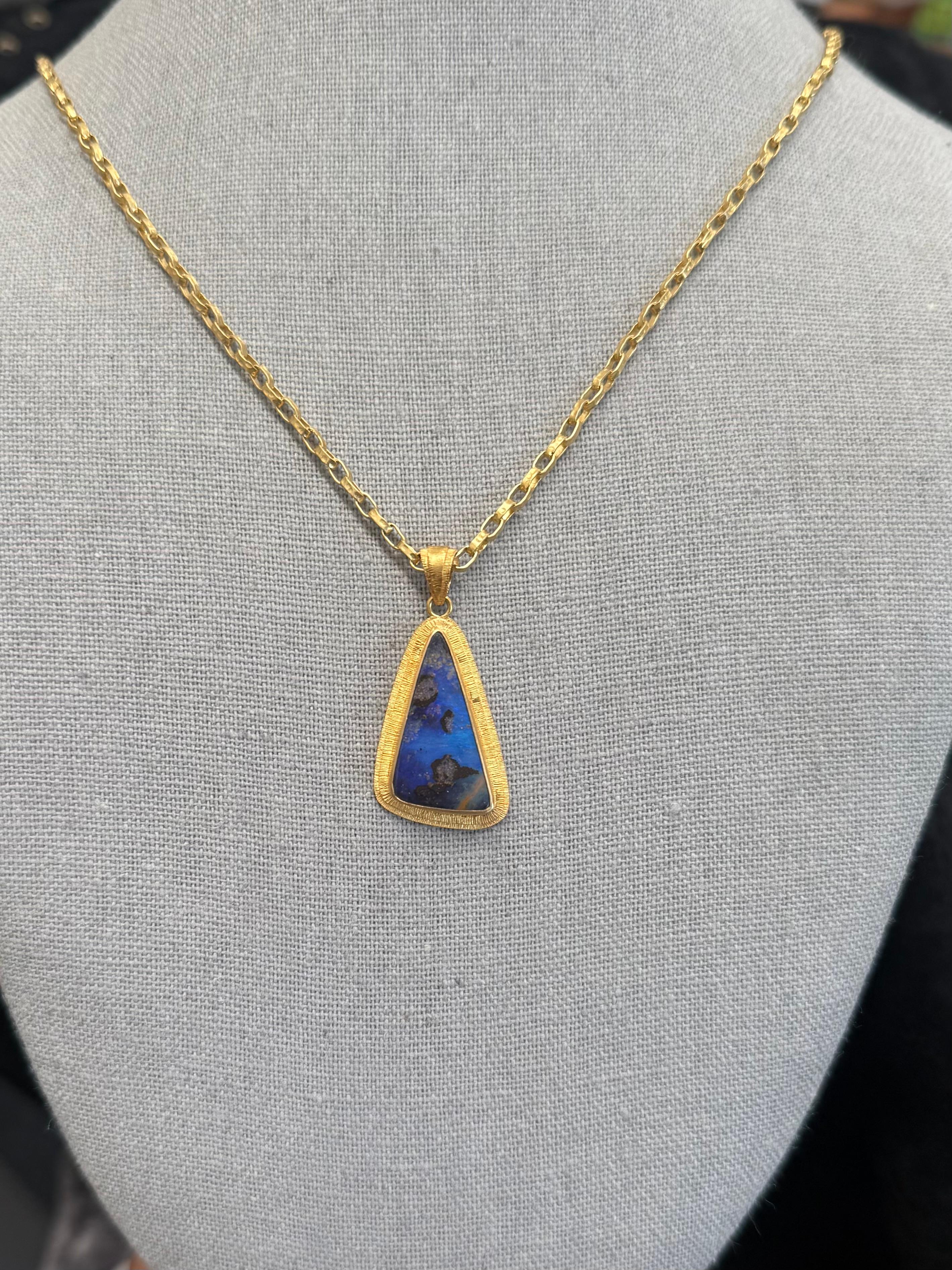 Steven Battelle 10.9 Carats Australian Boulder Opal 18K Gołd Pendant For Sale 6