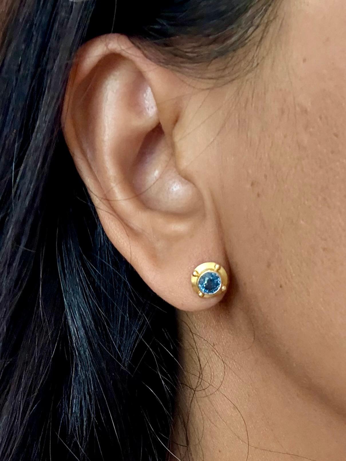 Steven Battelle - Boucles d'oreilles or 18K saphir bleu 1,1 carats en vente 2