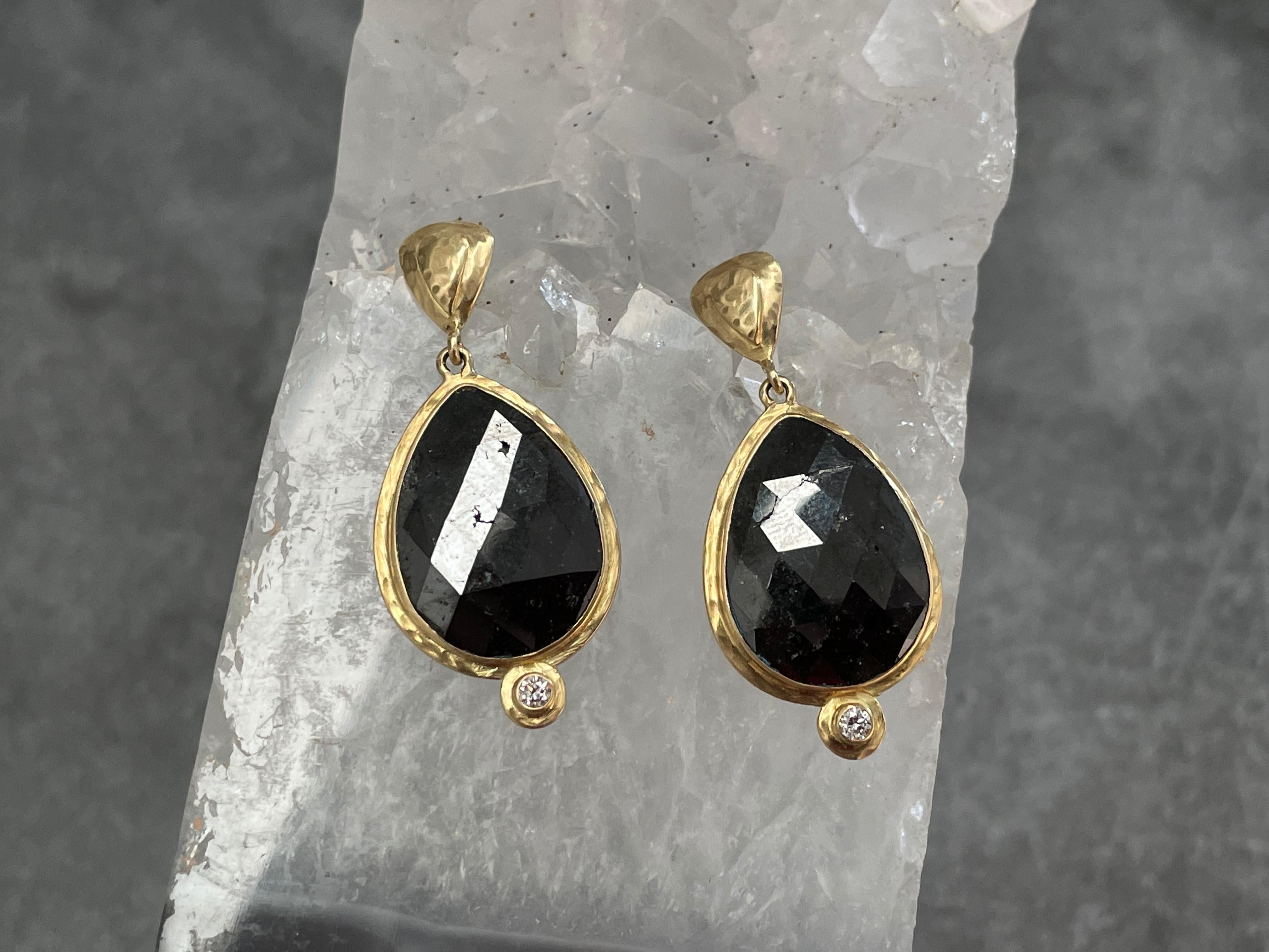 Boucles d'oreilles en or 18 carats Steven Battelle 11,2 carats grand diamant noir Pour femmes en vente