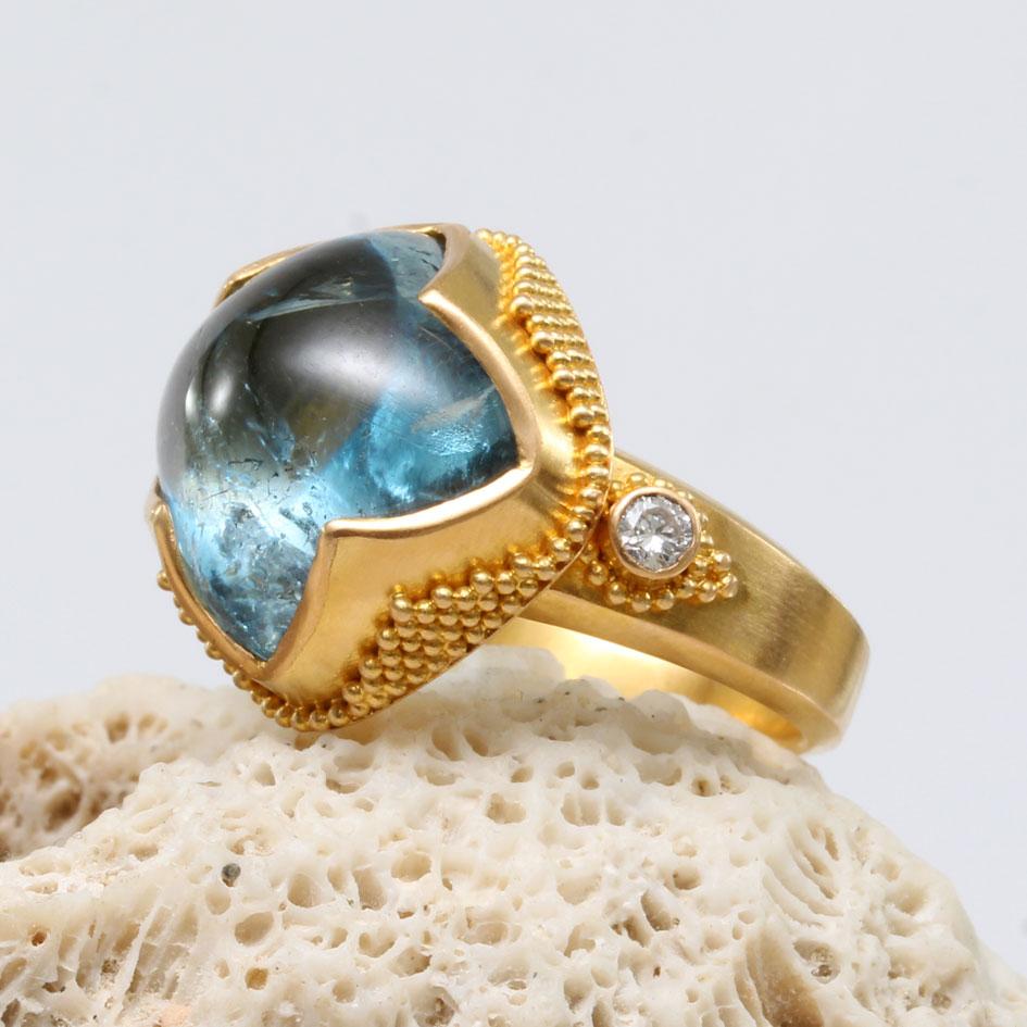 Women's or Men's Steven Battelle 11.3 Carats Cabochon Aquamarine Diamonds 22K Gold Ring  For Sale
