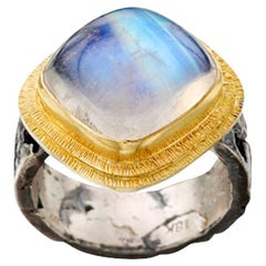 Steven Battelle 11,4 carati di pietra lunare arcobaleno Anello in oro 18 carati/argento ossidato