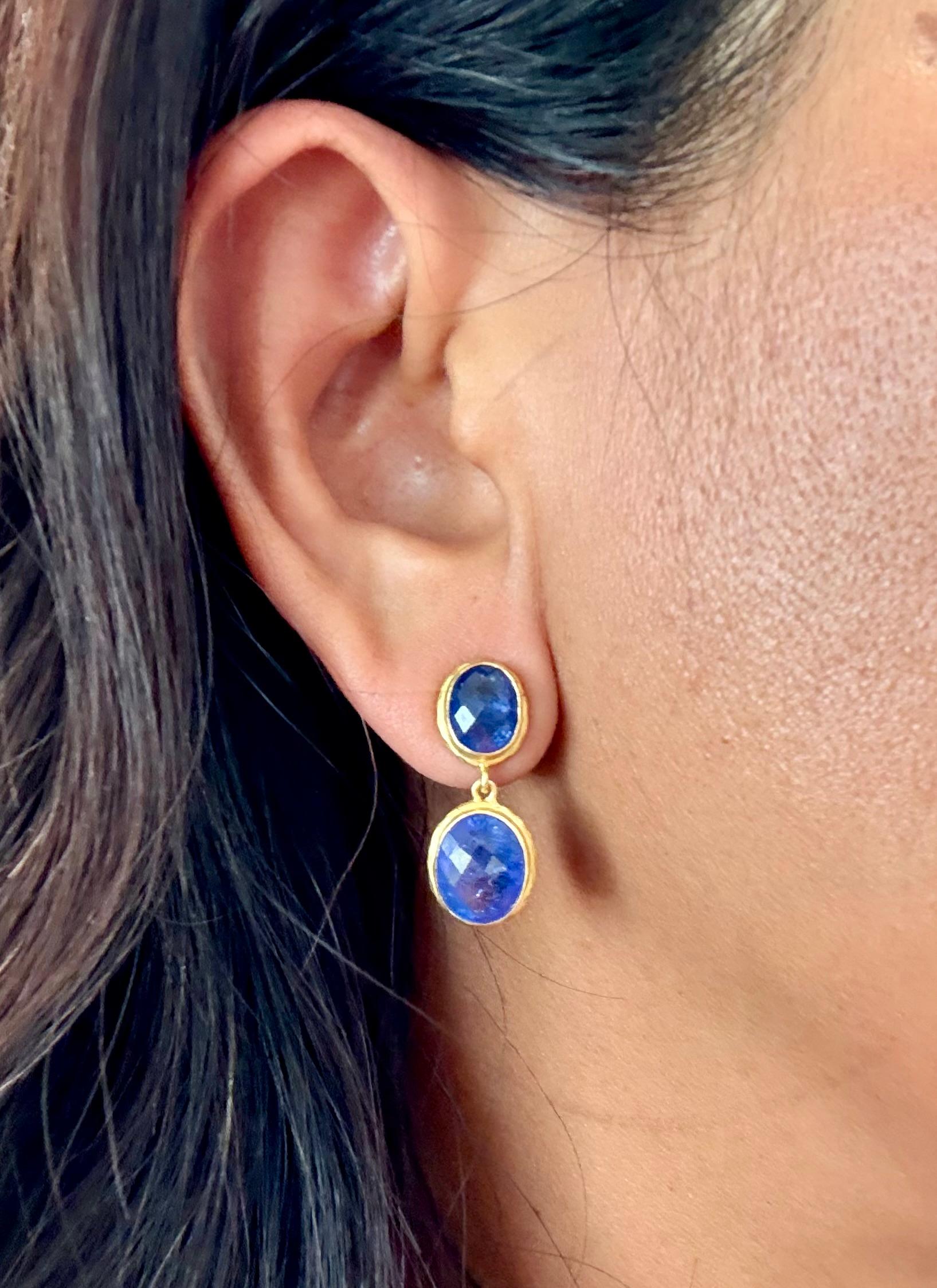 Contemporain Steven Battelle - Boucles d'oreilles en or 18 carats Tanzanite 11,4 carats en vente