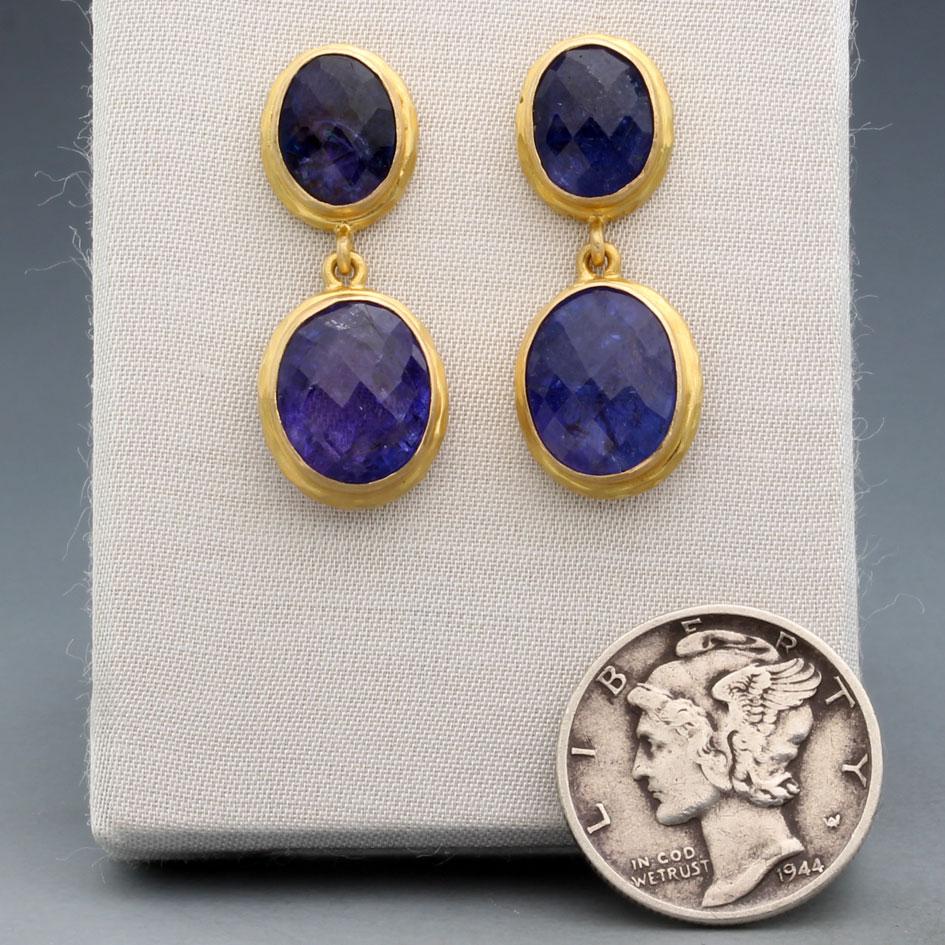 Taille ovale Steven Battelle - Boucles d'oreilles en or 18 carats Tanzanite 11,4 carats en vente
