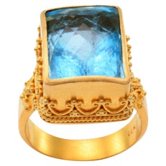 Steven Battelle, bague en or 22 carats faite à la main, aigue-marine rectangulaire 11,5 carats