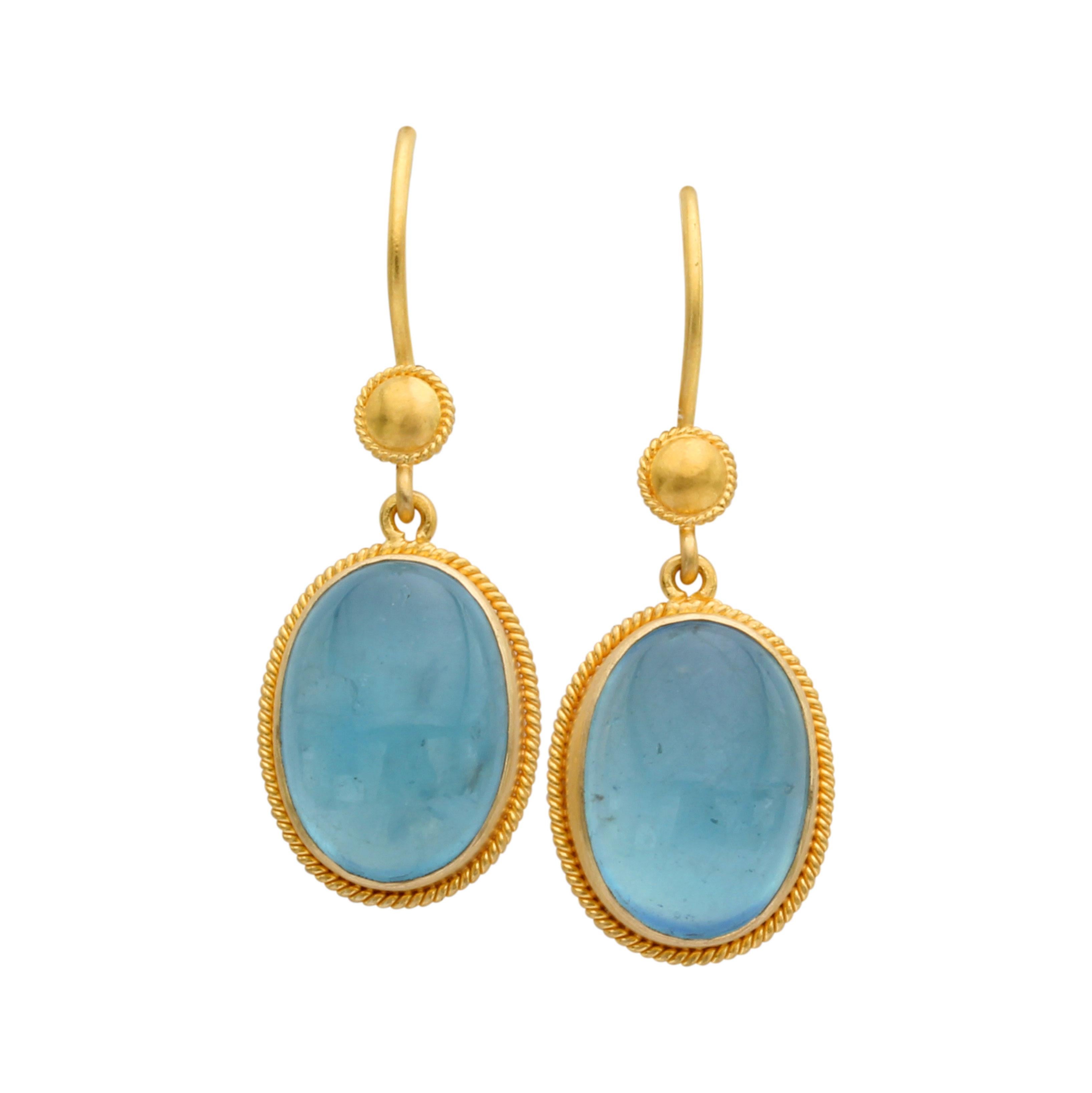 Steven Battelle 11.8 Carats Cabochon Aquamarine 18K Gold Earrings in vendita 1