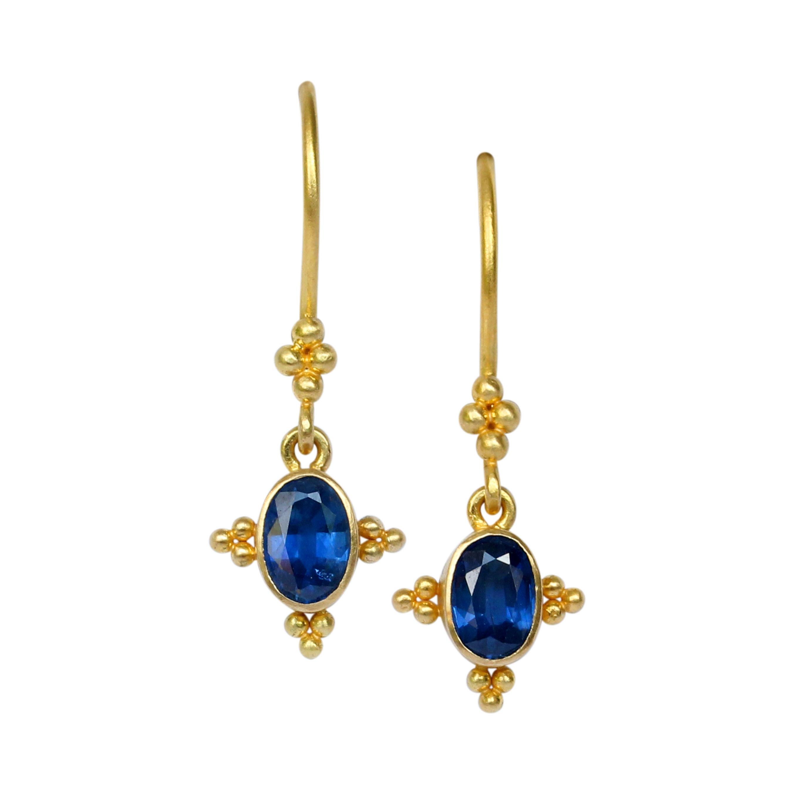 Steven Battelle 1.2 Carats Blue Sapphire 18K Gold Granulated Wire Earrings 1