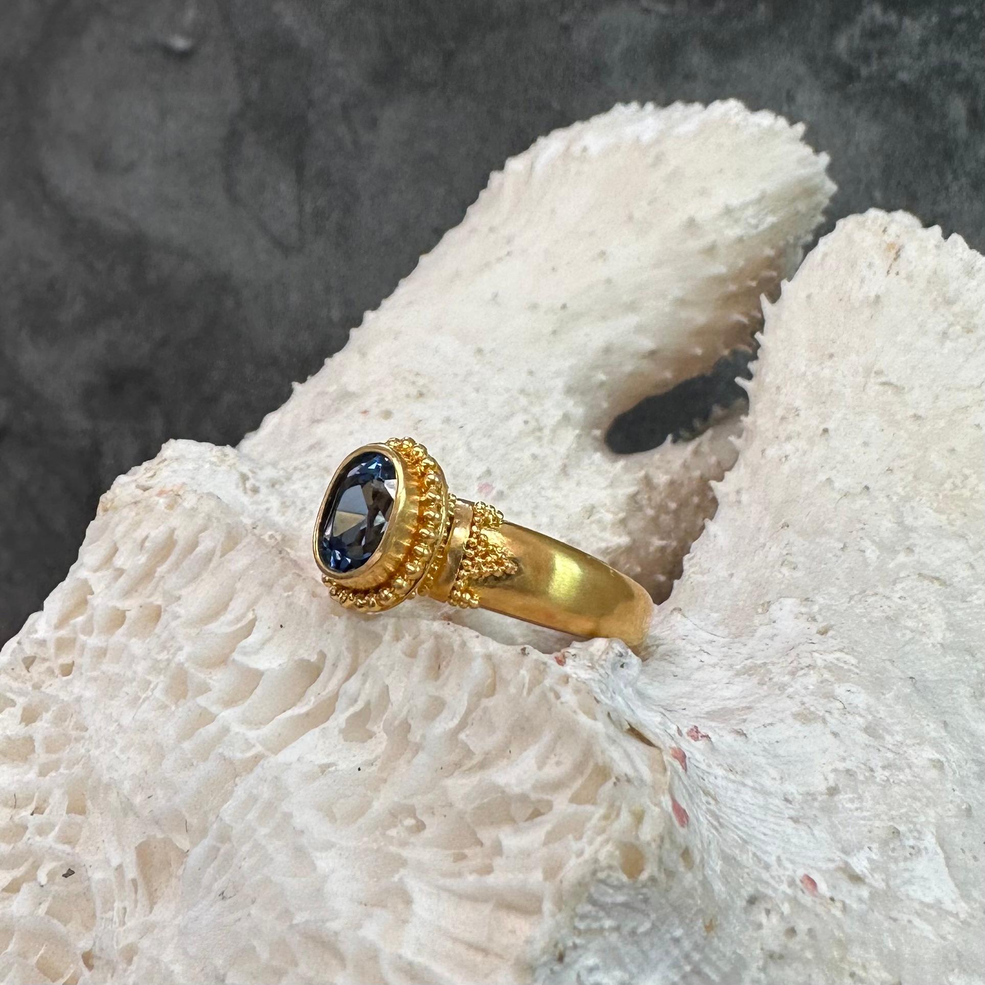 Steven Battelle 1.2 Carats Blue Sapphire 22K Gold Ring  For Sale 1
