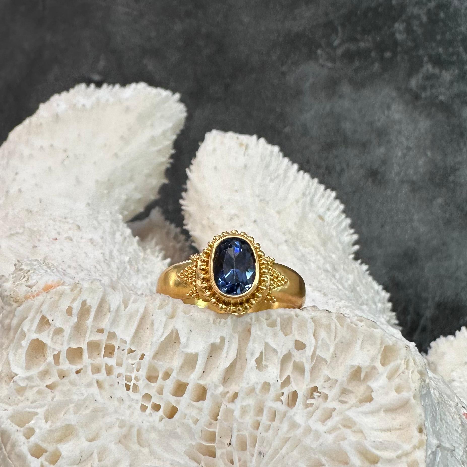 Steven Battelle 1.2 Carats Blue Sapphire 22K Gold Ring  For Sale 2