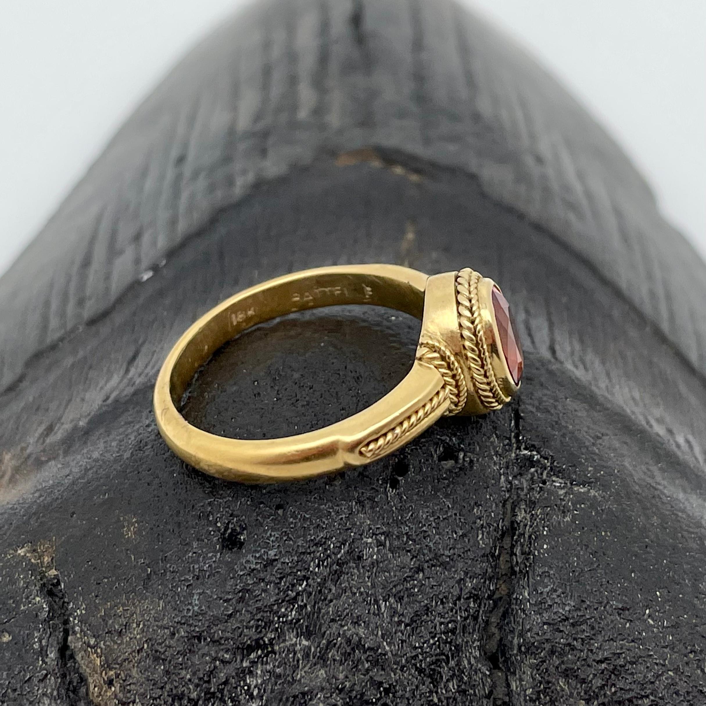Steven Battelle 1.2 Carats Fancy Sapphire 18K Gold Ring For Sale 2
