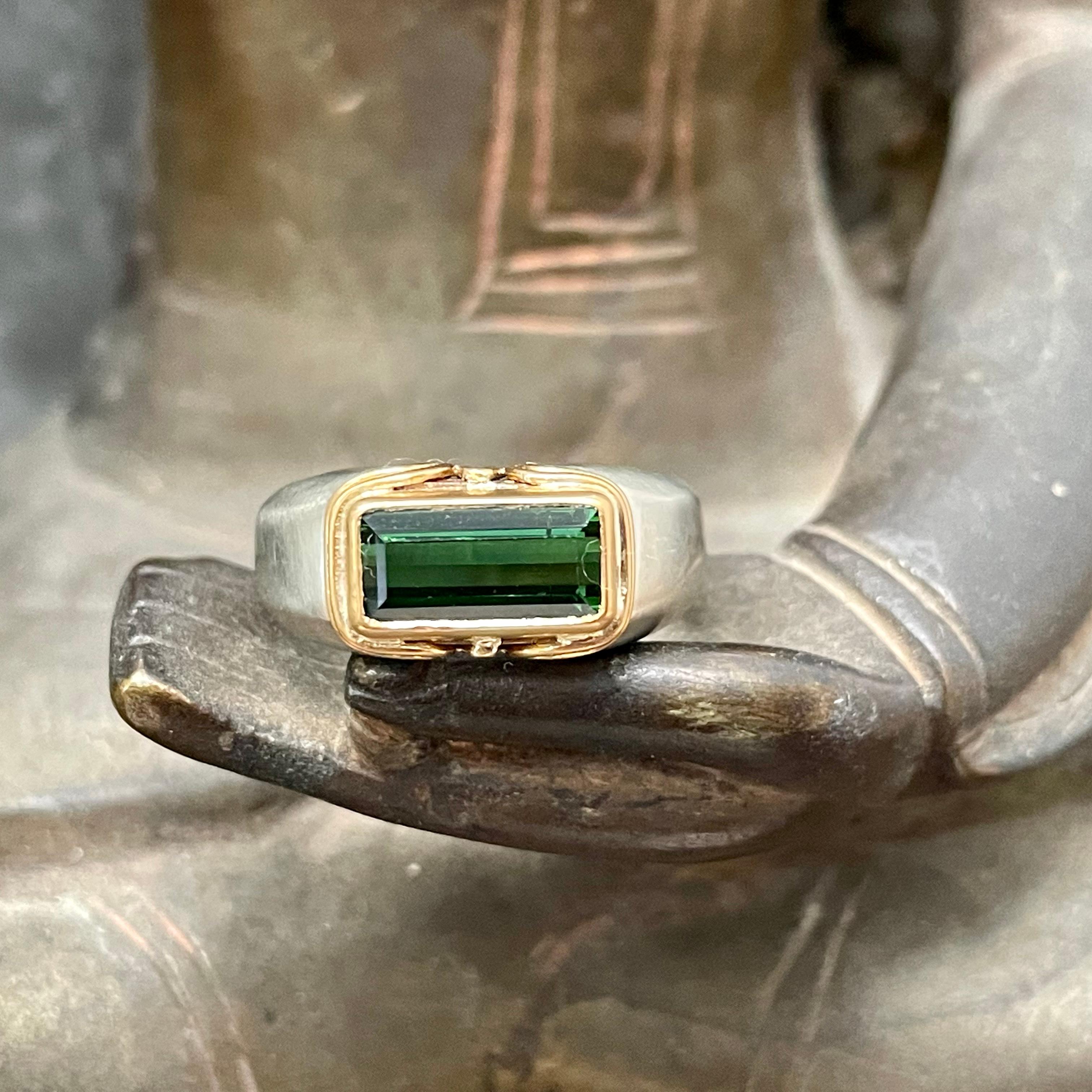 Steven Battelle 1.2 Carats Green Tourmaline 18K Yellow 14K White Gold Ring en vente 1