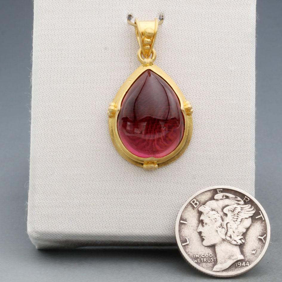 Ciondolo in oro 18K con tormalina rosa da 12,4 carati di Steven Battelle In condizioni Nuovo in vendita a Soquel, CA