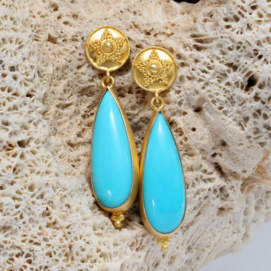 Steven Battelle 12.4 Carats Sleeping Beauty Turquoise 18K Gold Post Earrings In New Condition For Sale In Soquel, CA