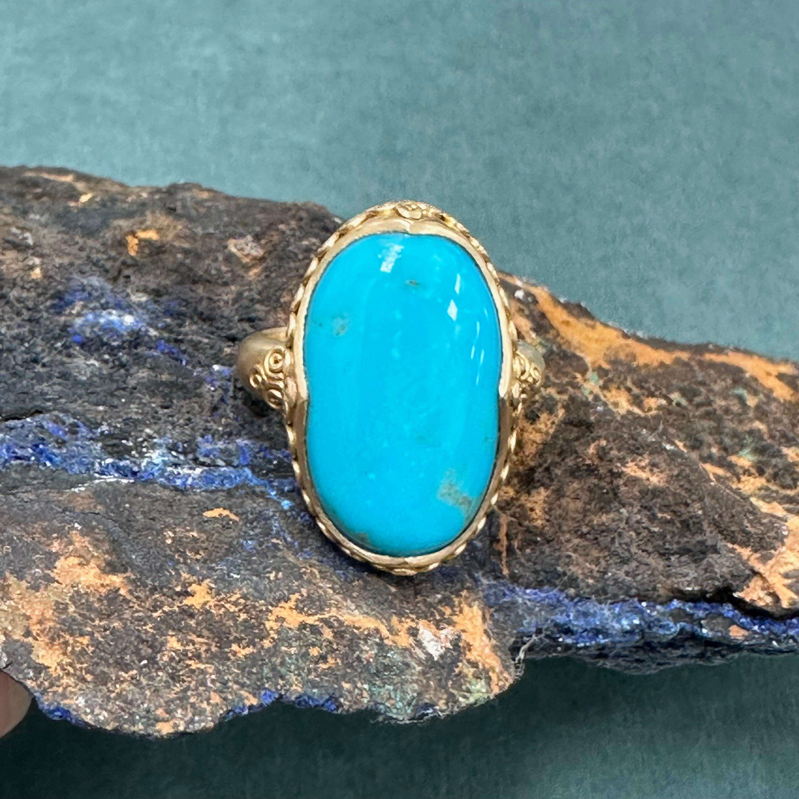 Steven Battelle 12.6 Carats Sleeping Beauty Turquoise 18K Gold Ring For Sale 2