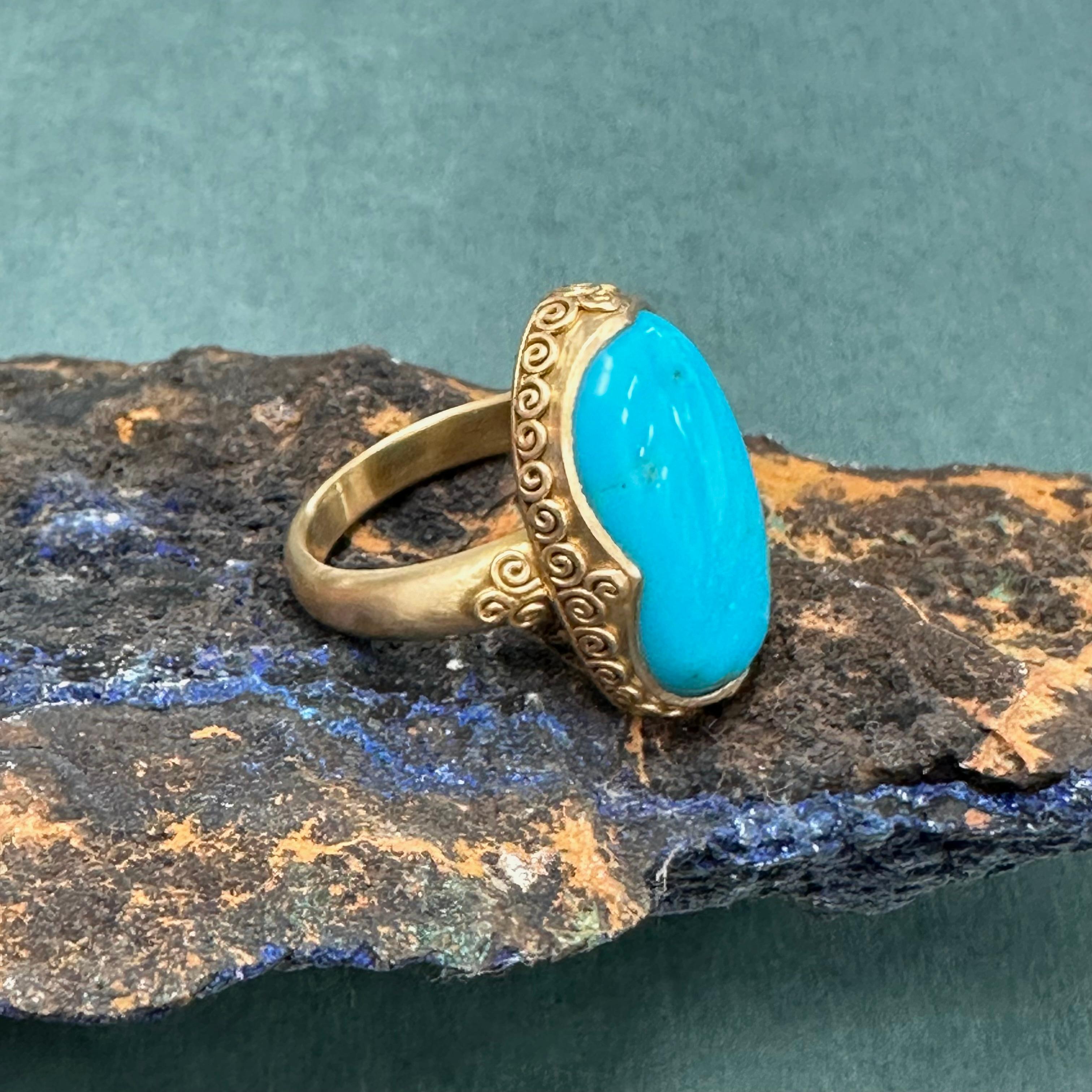 Steven Battelle 12.6 Carats Sleeping Beauty Turquoise 18K Gold Ring For Sale 3