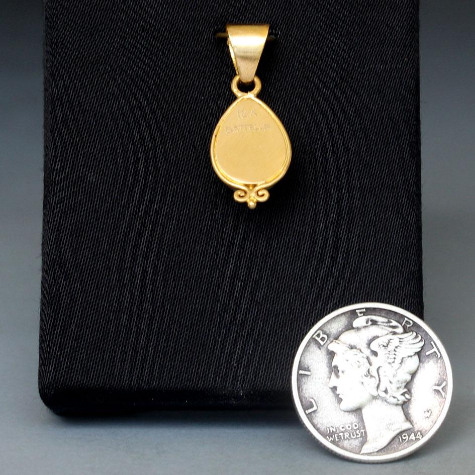 Taille rose Steven Battelle Pendentif en or 18 carats avec opale éthiopienne de 1,3 carat en vente