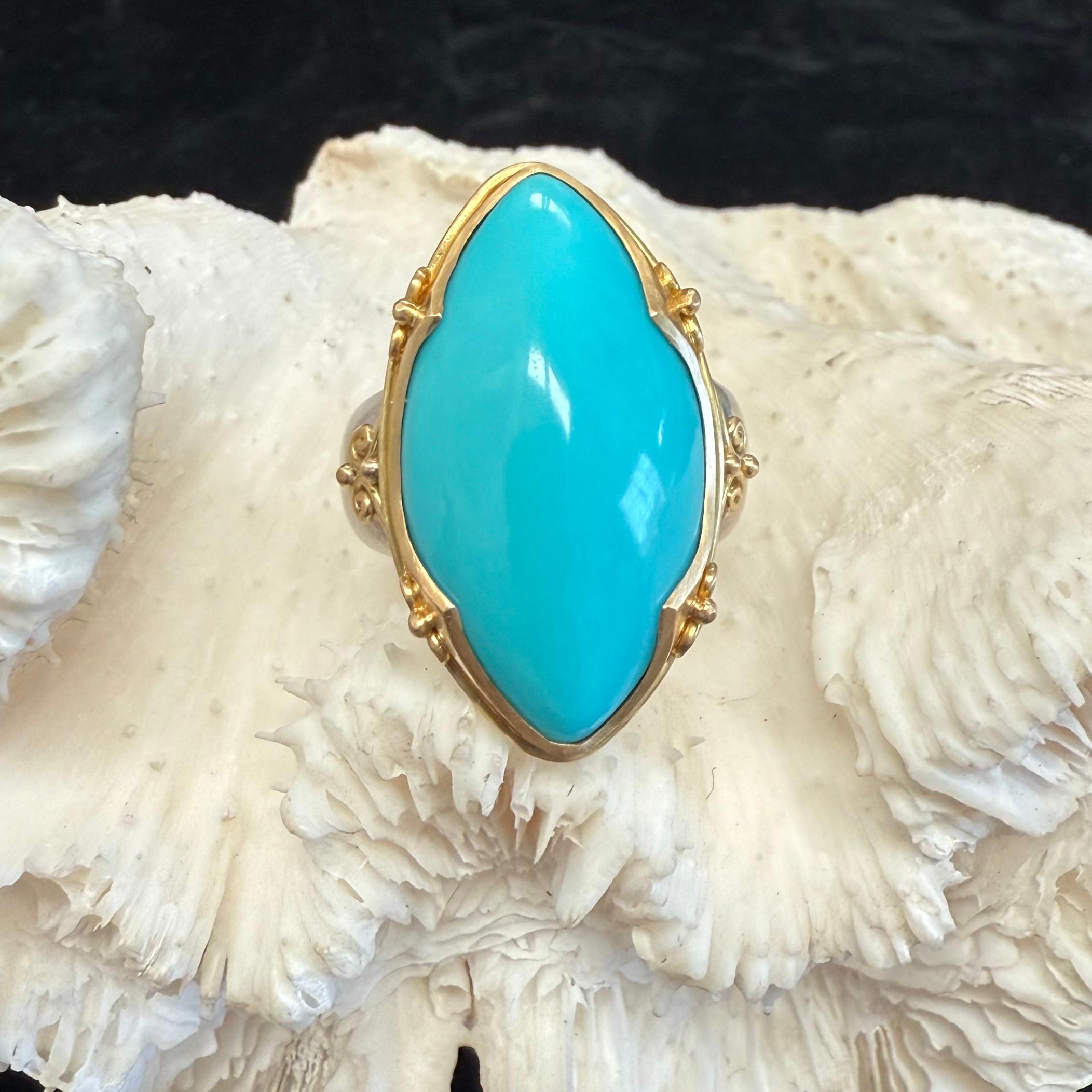 Steven Battelle 13.0 Carats Sleeping Beauty Turquoise Sterling/18K Gold Ring For Sale 5