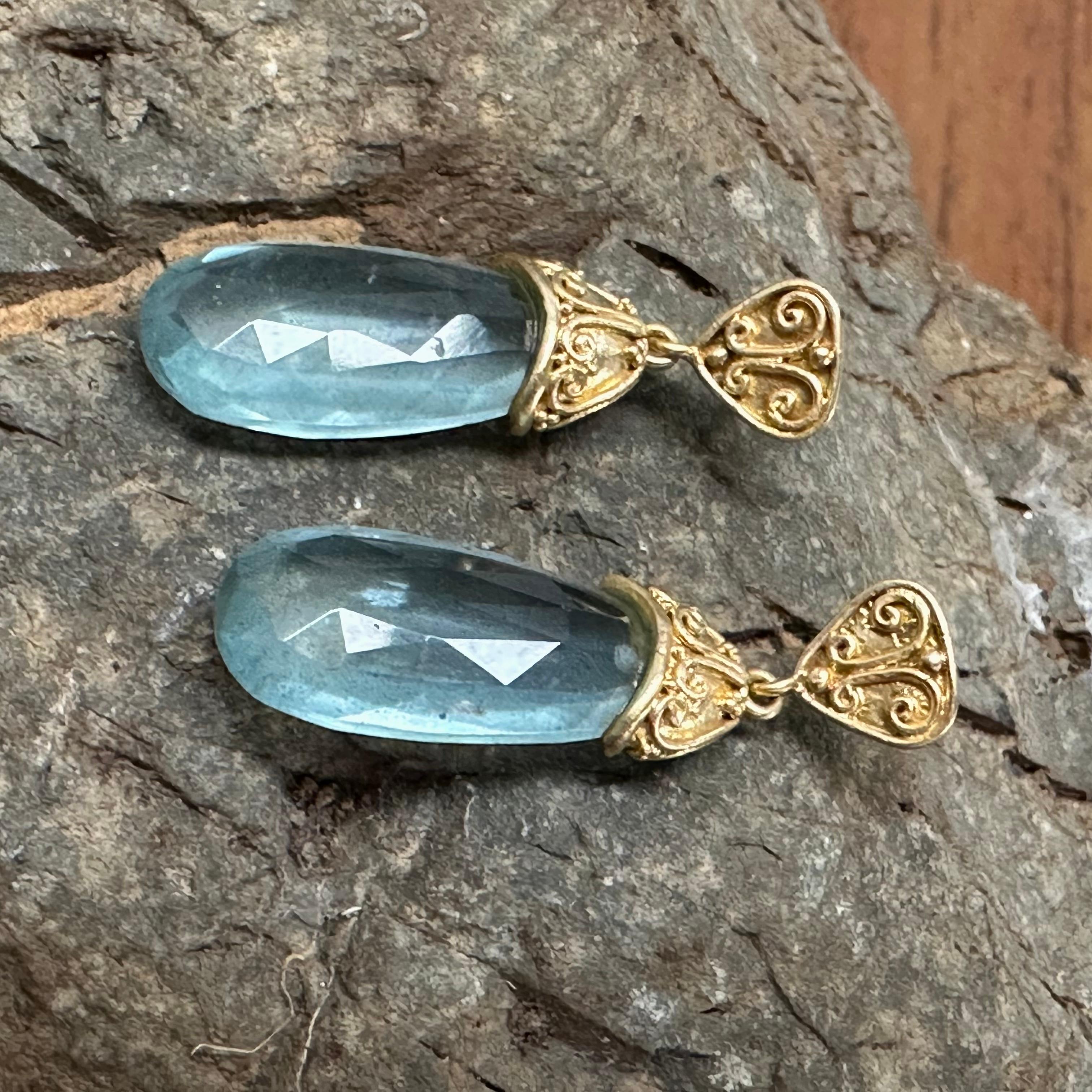 13.1 Carats Aquamarine 18k Gold Post Earrings 4