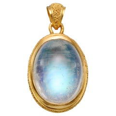 Steven Battelle 13.3 Carats Rainbow Moonstone 22k Gold Pendant
