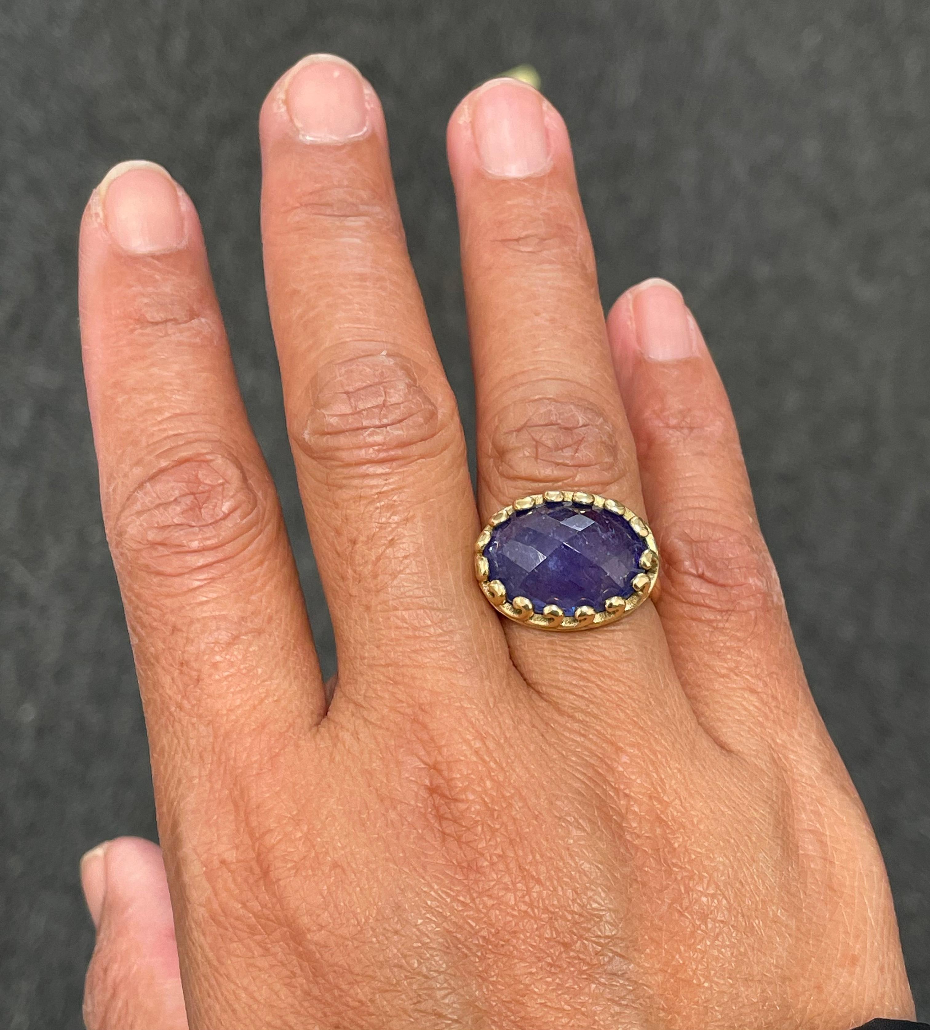 13.3 Carats Rose Cut Tanzanite 18k Gold Ring In New Condition For Sale In Soquel, CA