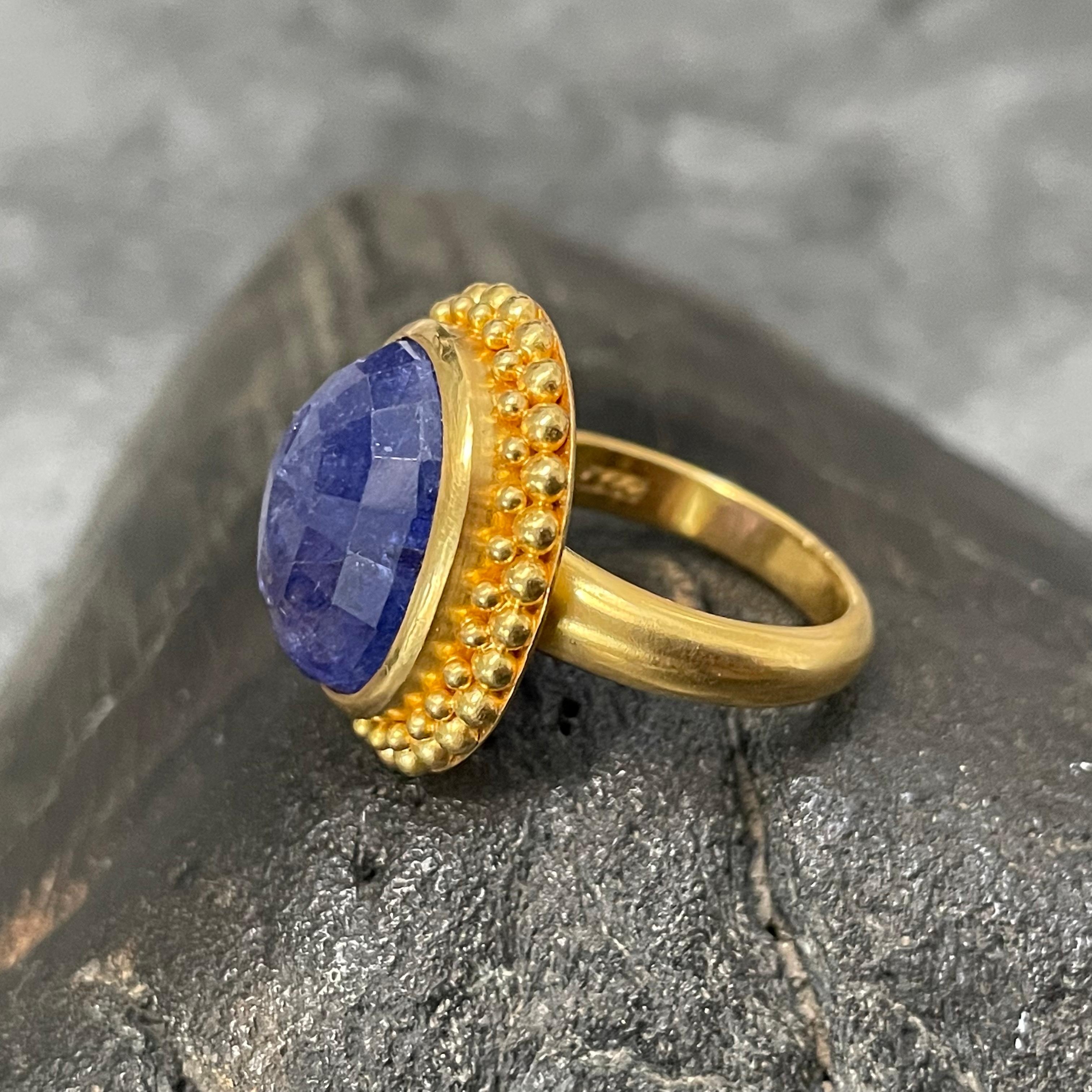 Steven Battelle 13.3 Carats Tanzanite 22K Gold Ring In New Condition For Sale In Soquel, CA