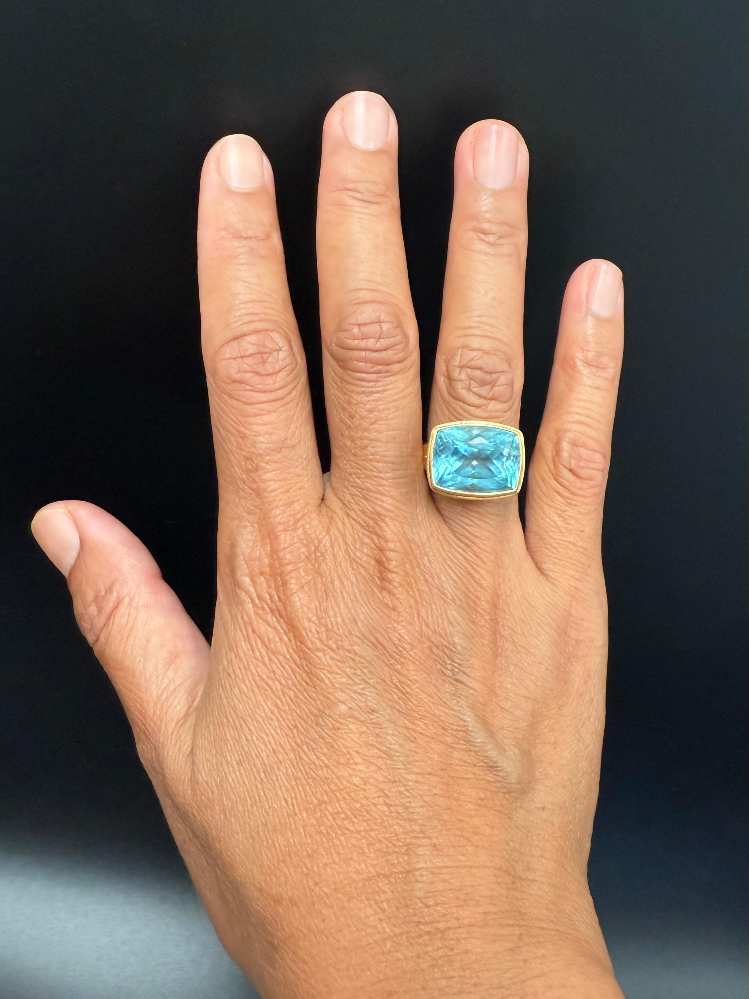Steven Battelle 14,0 Karat Facettierter Aquamarin 18K Goldring im Angebot 5