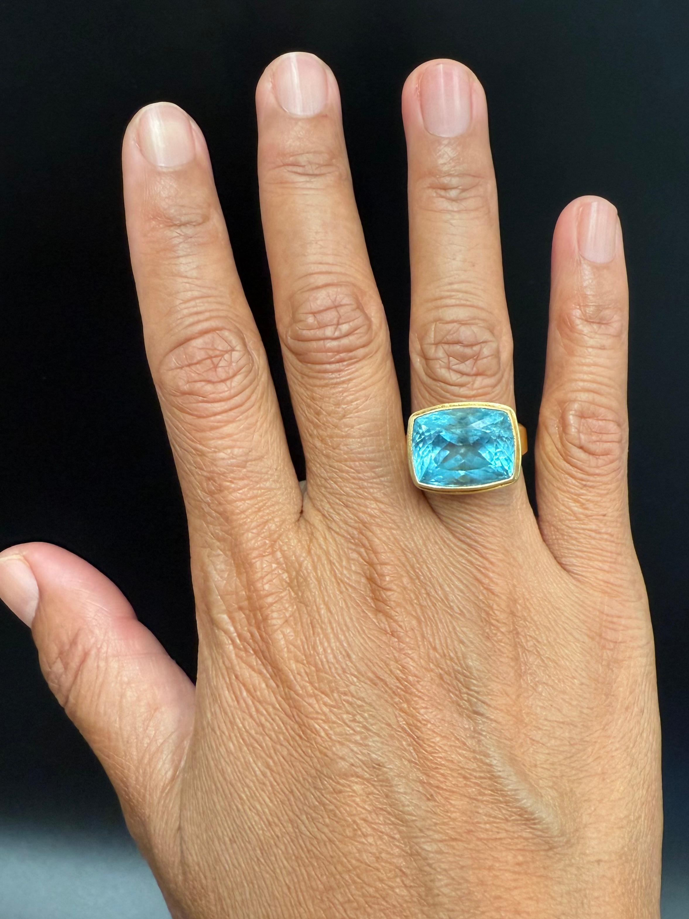 Steven Battelle 14,0 Karat Facettierter Aquamarin 18K Goldring im Zustand „Neu“ im Angebot in Soquel, CA