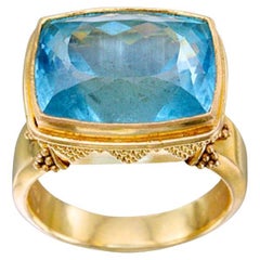 Steven Battelle, bague en or 18 carats avec aigue-marine facettée 14,0 carats