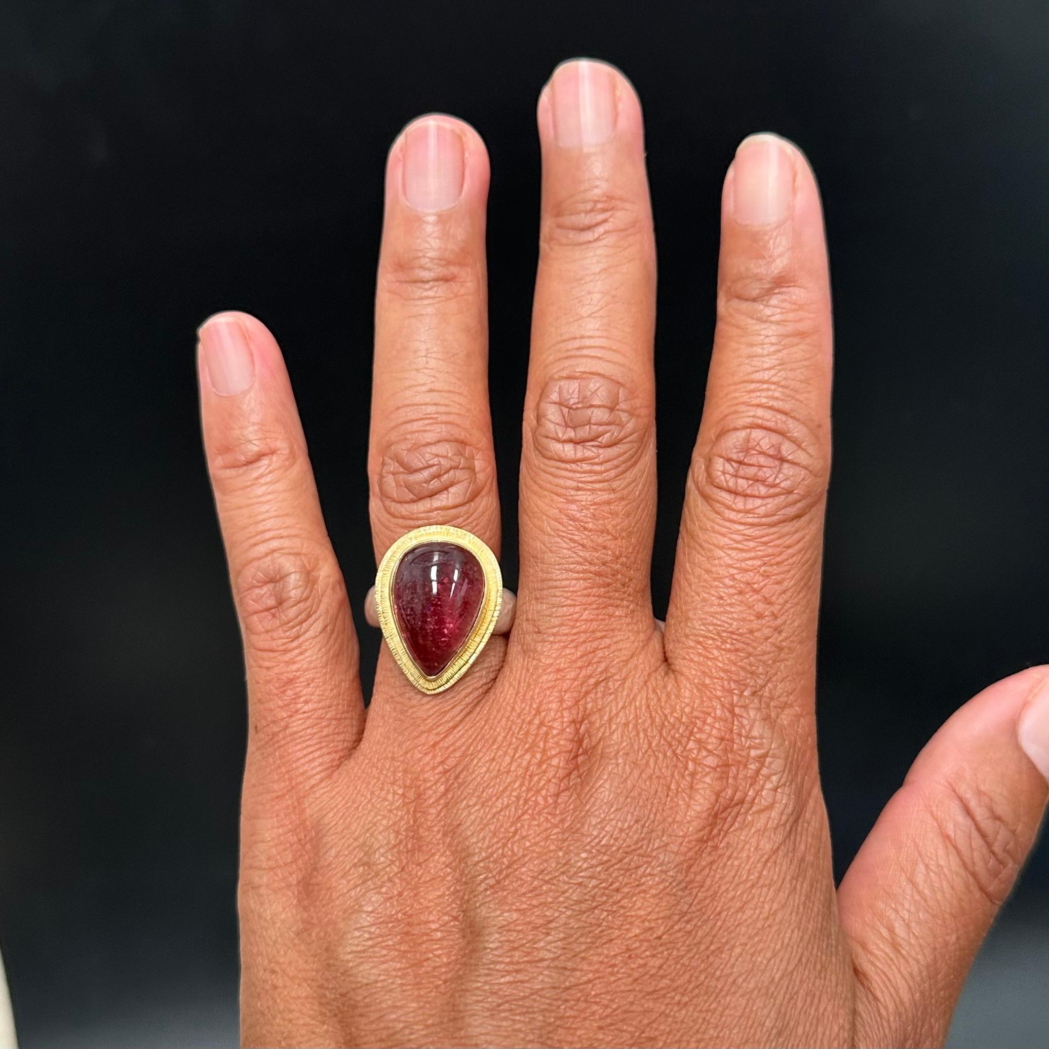Steven Battelle Anello con tormalina rosa da 14,4 carati in oro Sterling/18K in vendita 7