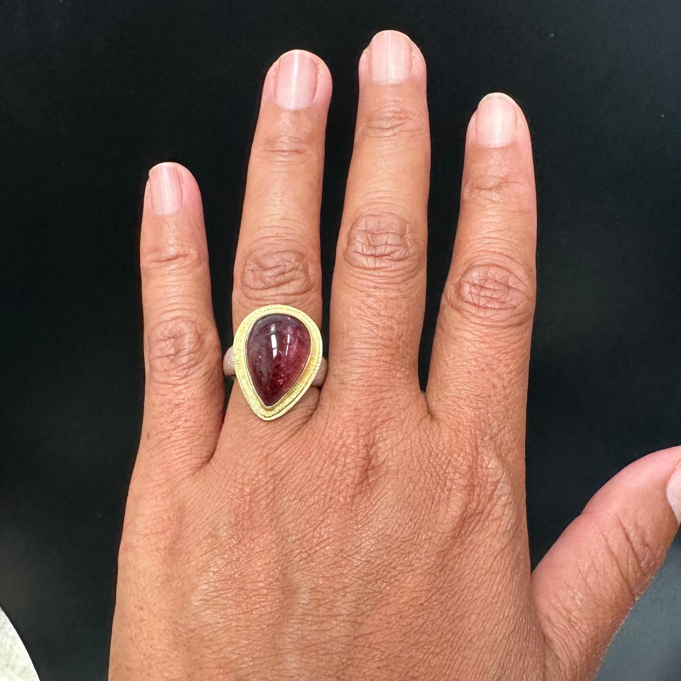 Steven Battelle Anello con tormalina rosa da 14,4 carati in oro Sterling/18K in vendita 8