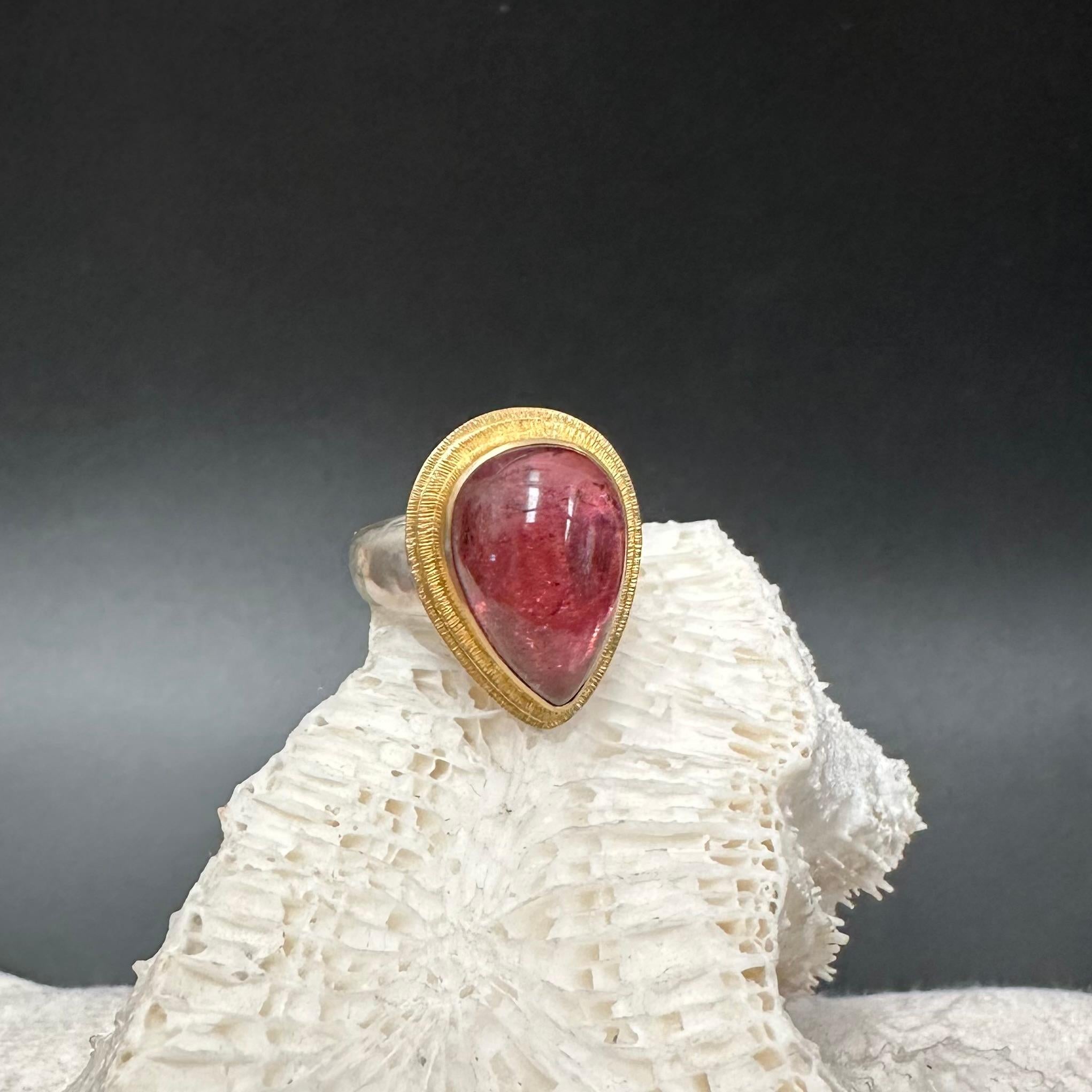 Steven Battelle Anello con tormalina rosa da 14,4 carati in oro Sterling/18K in vendita 3