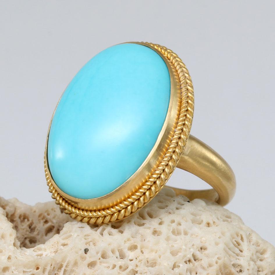 Women's or Men's Steven Battelle 14.5 Carats Sleeping Beauty Turquoise 18K Gold Ring For Sale