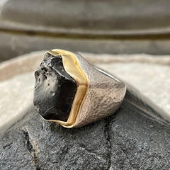 Steven Battelle 14.6 Gram Sikote-Alin Meteorite Mens Silver 18k Gold Ring