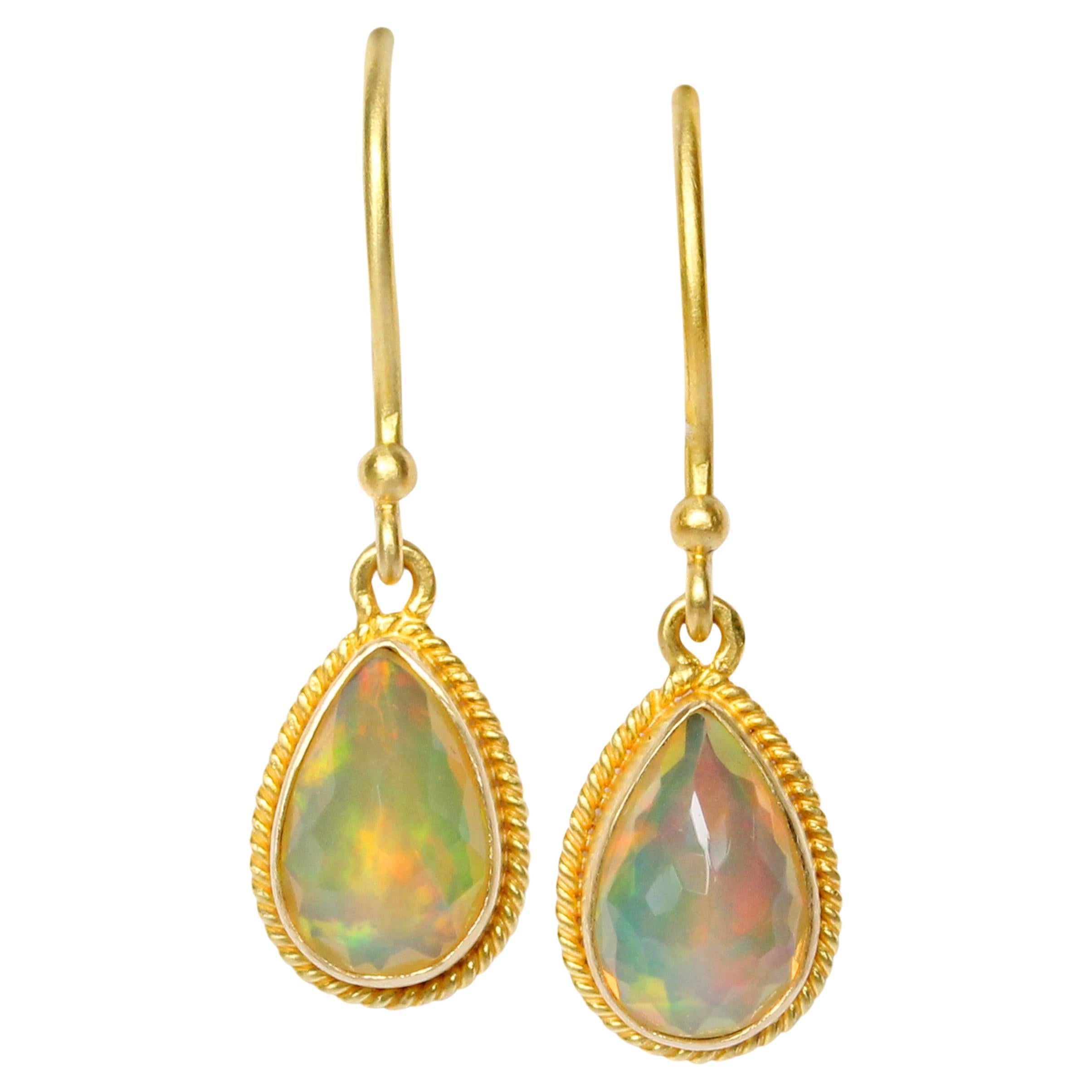 Steven Battelle 1.5 Carats Ethiopian Opal 18K Gołd Wire Earrings