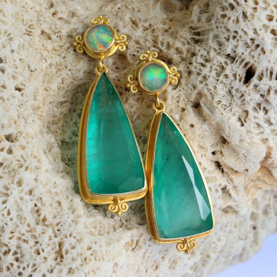 Women's or Men's Steven Battelle 15.1 Carats Emerald Ethiopian Opal 18K Gold Post Earrings For Sale