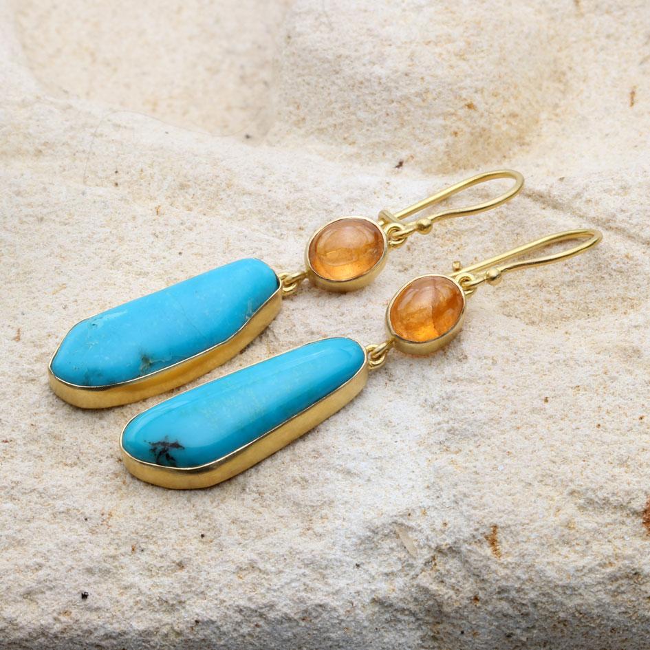 Steven Battelle 17.2 Carats Turquoise Spessartite 18K Gold Earrings In New Condition For Sale In Soquel, CA
