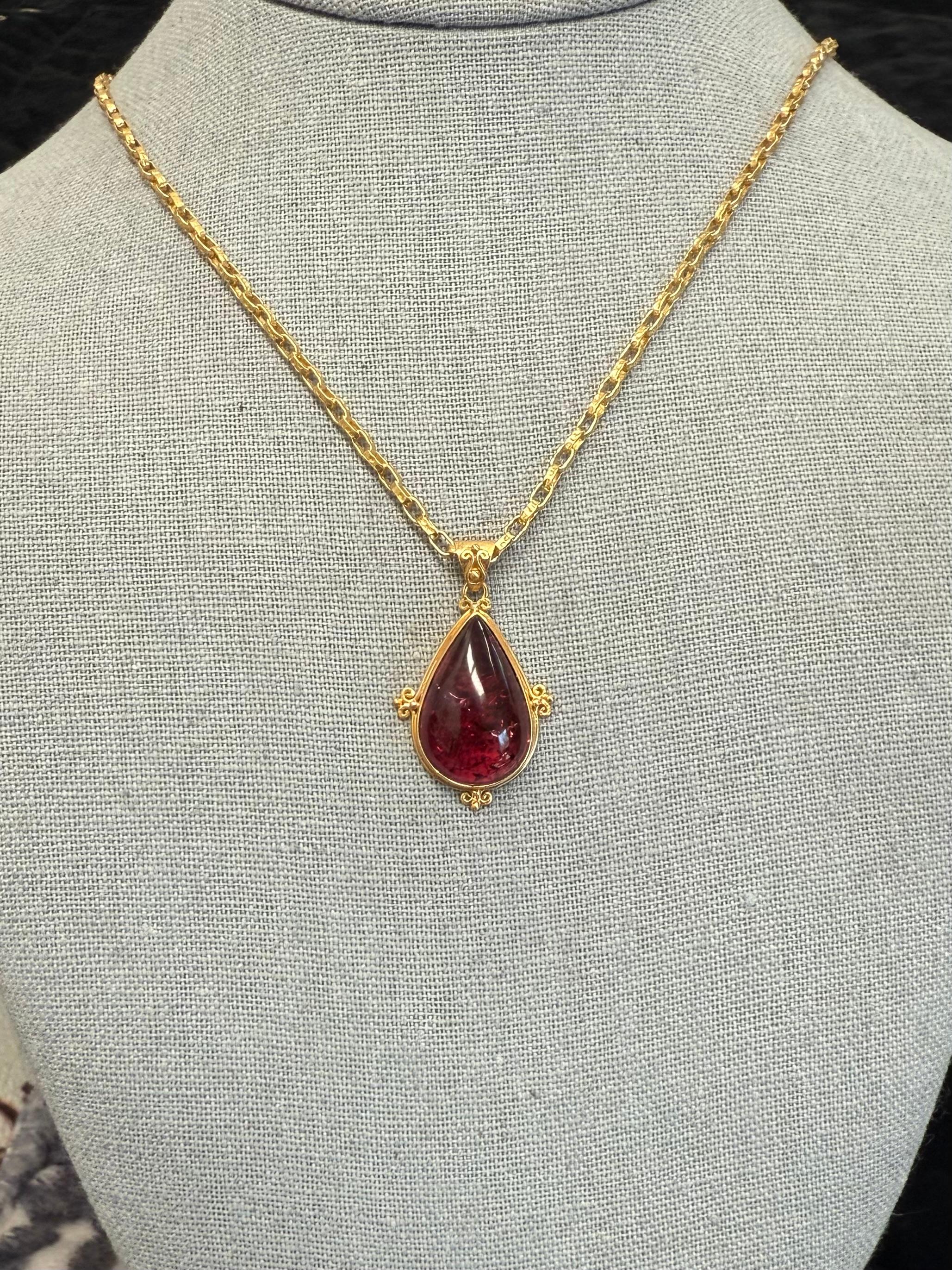Steven Battelle 18,0 Karat Rosa Turmalin Cabochon 18K Gold Anhänger im Angebot 2