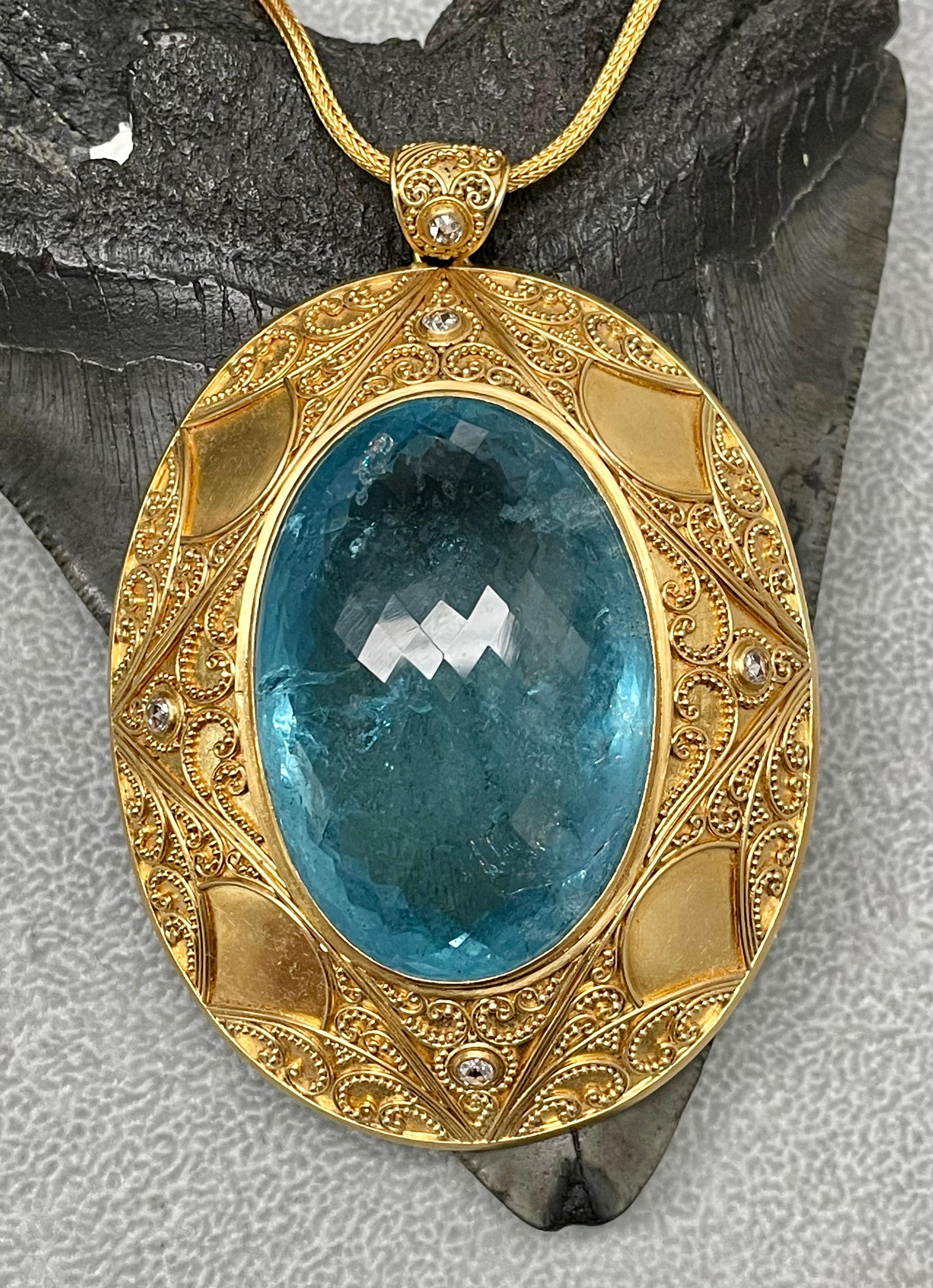 Steven Battelle Aigue-marine 182,3 carats Diamants Or granulé 22K  Pendentif en vente 2