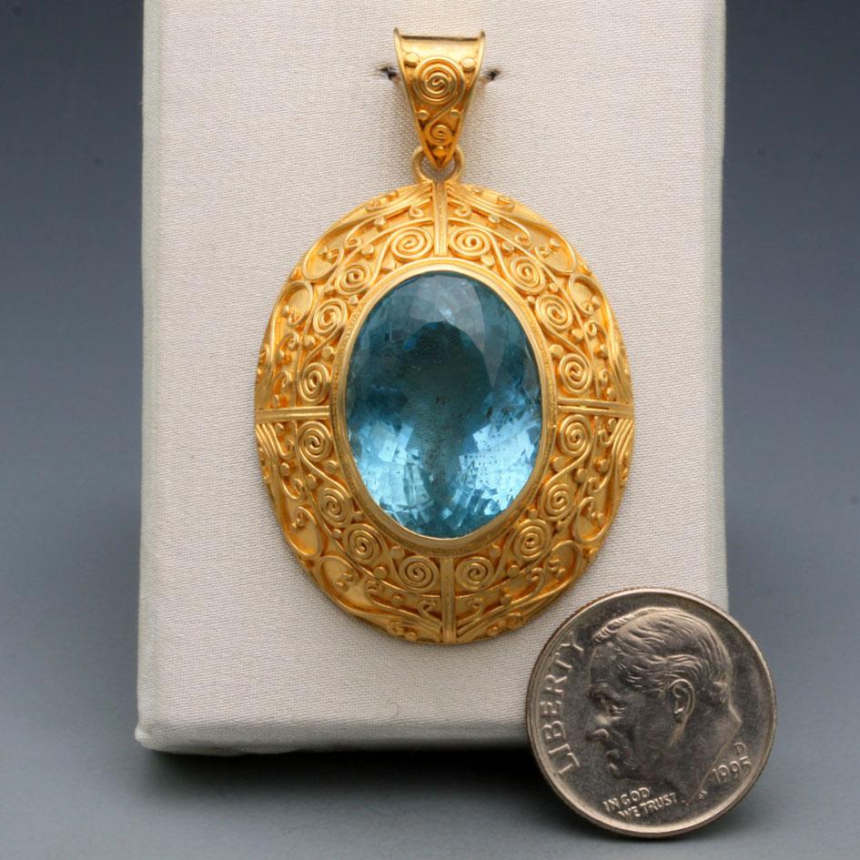 Steven Battelle 18.5 Carats Faceted Aquamarine 18K Gold Pendant For Sale 1