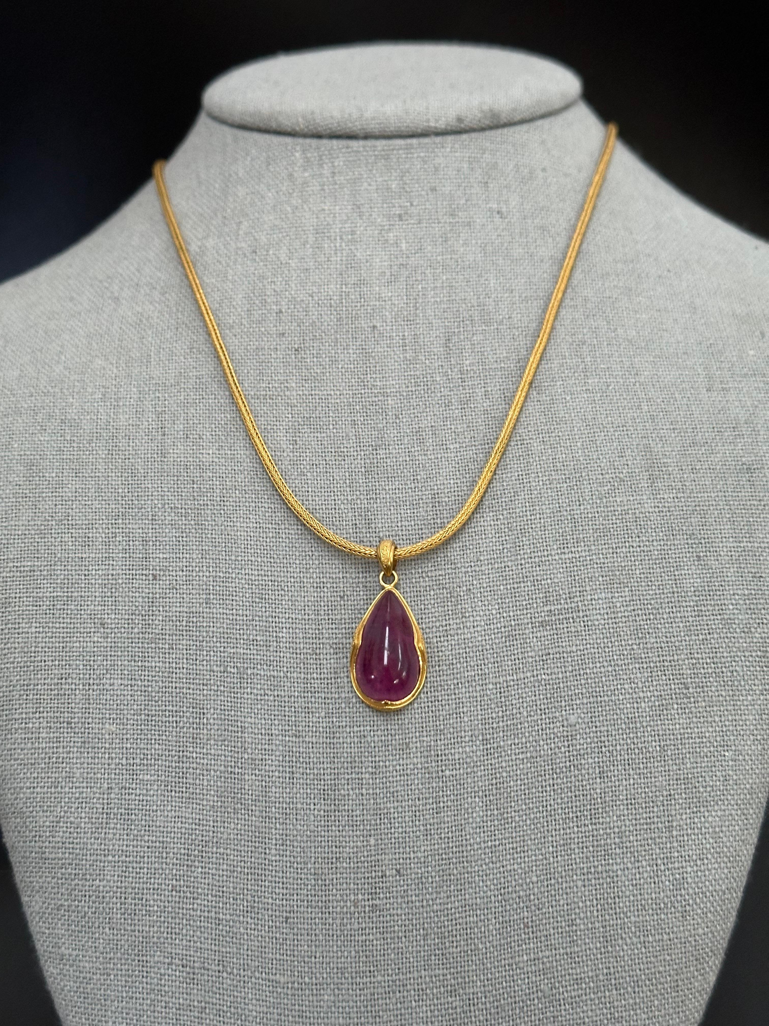 Steven Battelle 19,7 Karat rosa Turmalin 22K Gold Anhänger im Zustand „Neu“ in Soquel, CA