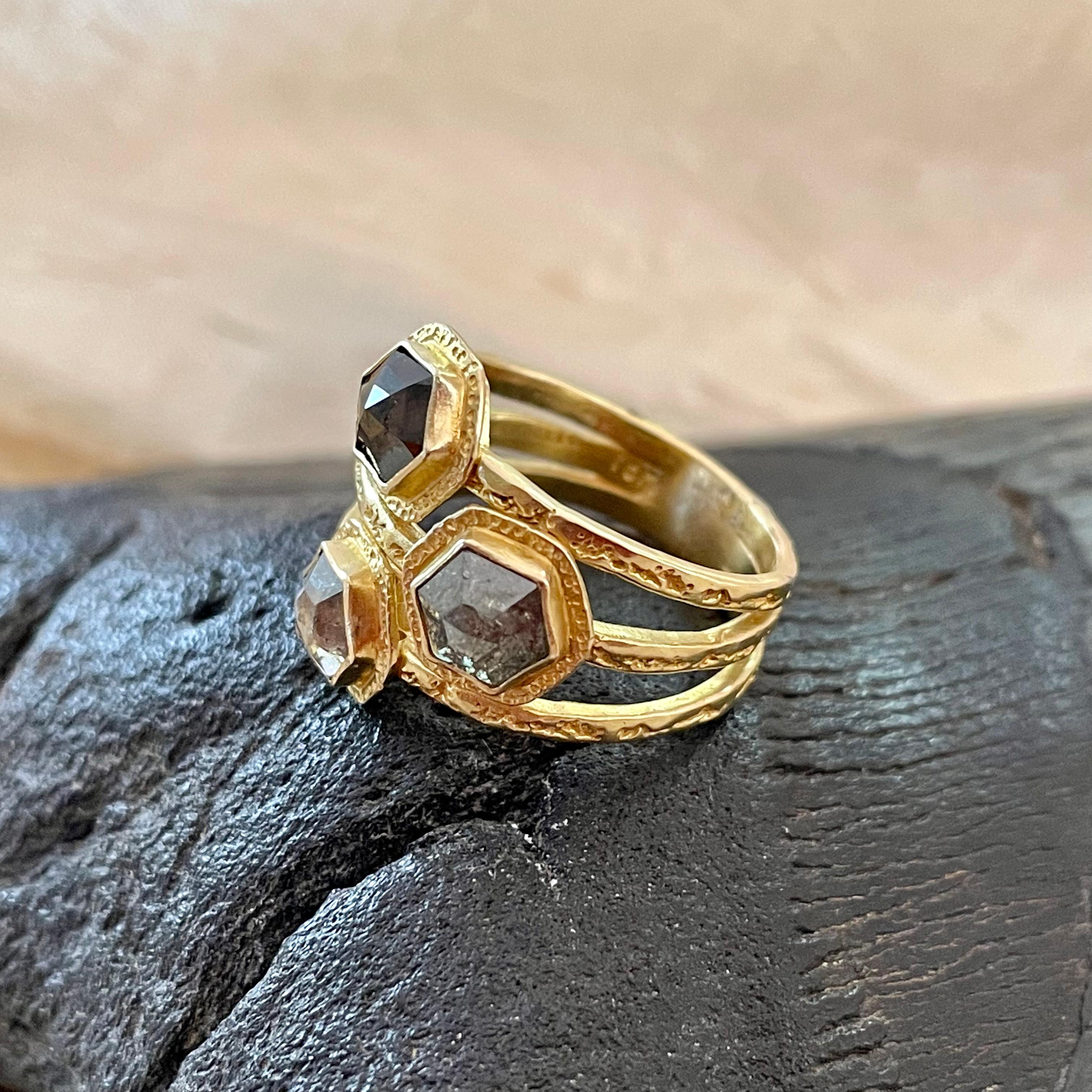 Steven Battelle 2,0 Karat Sechseckiger Diamantring aus 18 Karat Gold (Hexagonschliff)